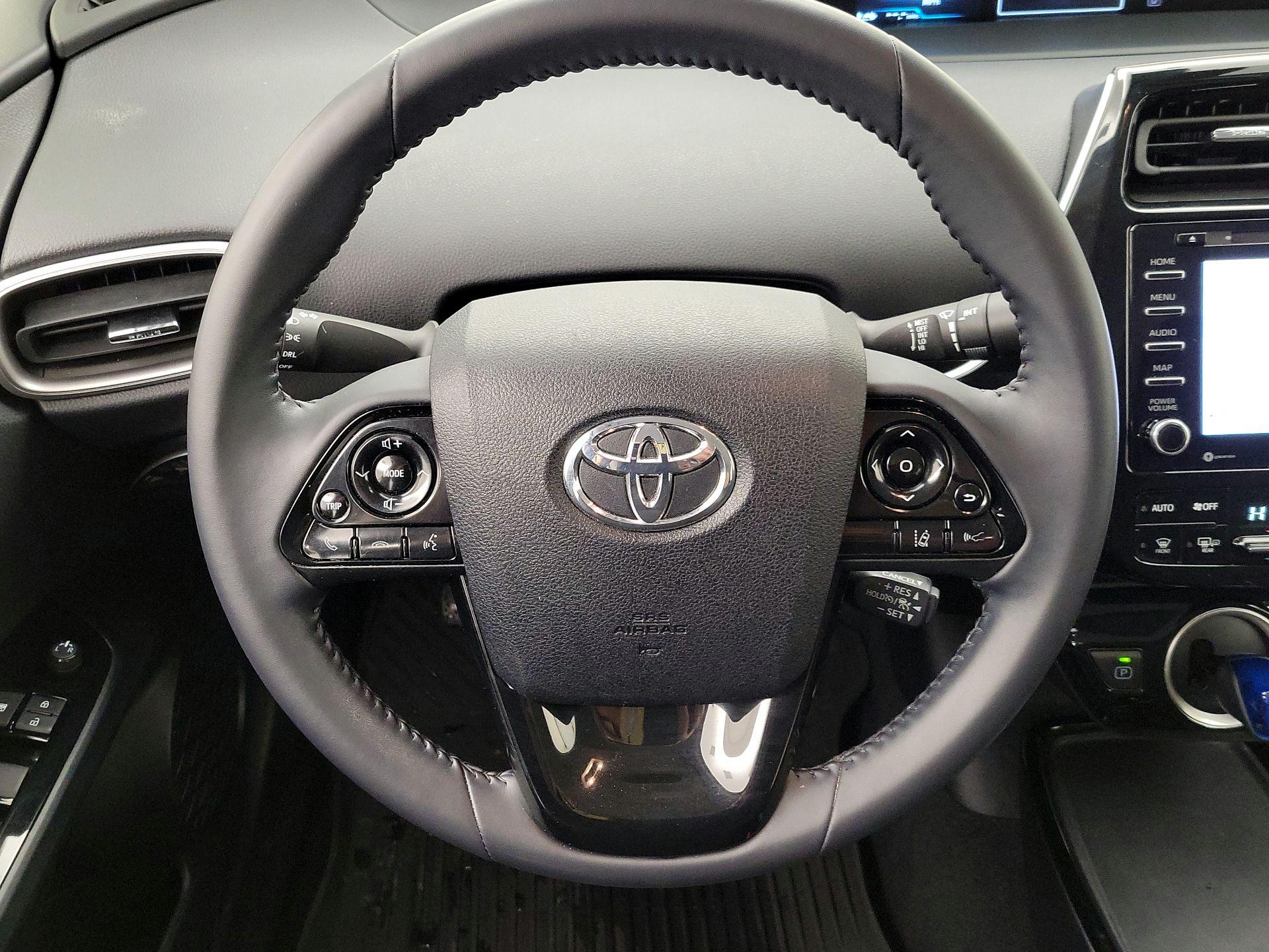 Thumbnail: 2022 Toyota Prius Prime - 10