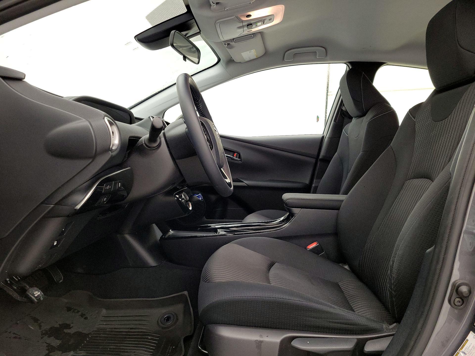 Thumbnail: 2022 Toyota Prius Prime - 11