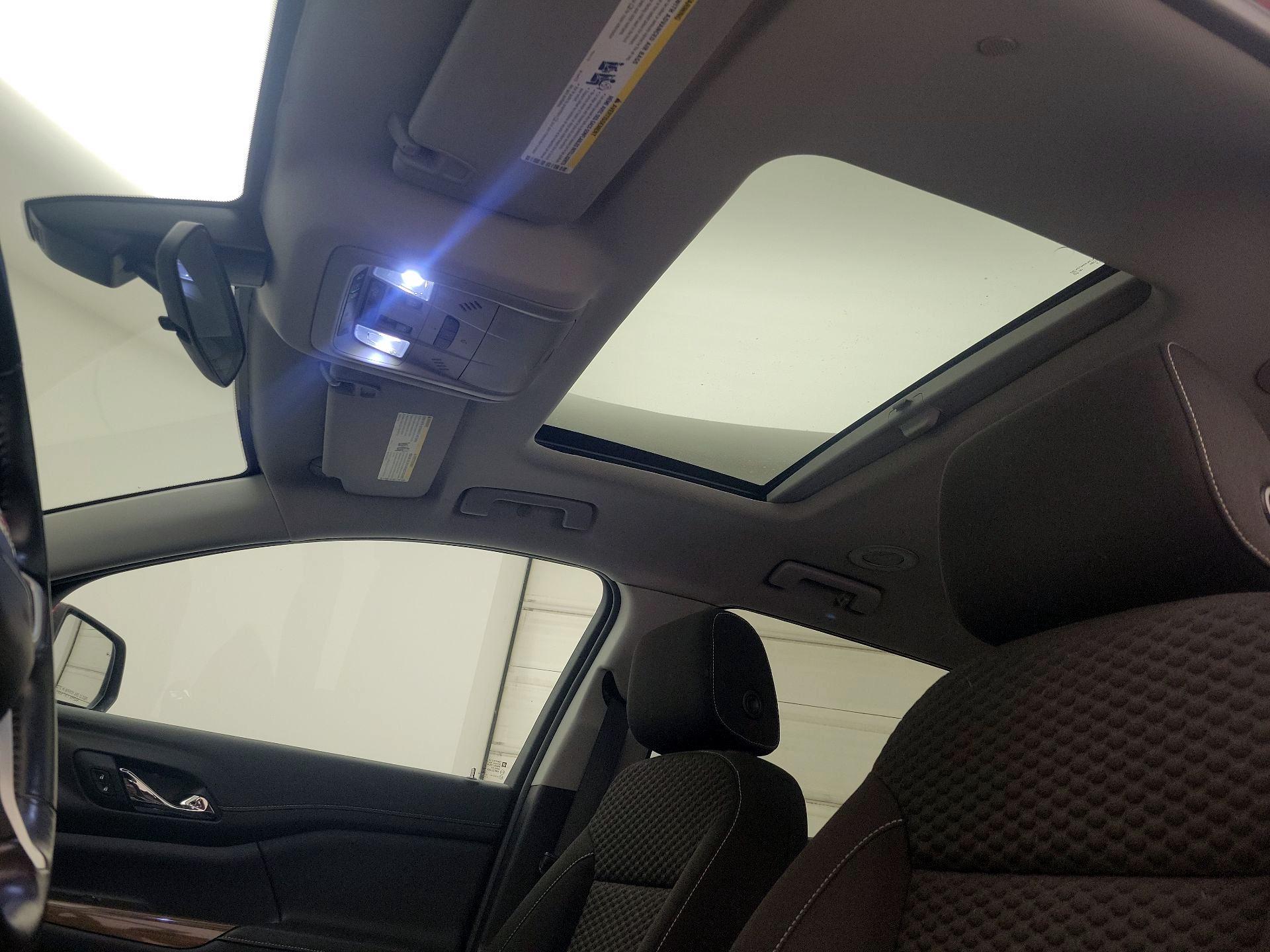 Thumbnail: 2019 GMC Acadia - 19