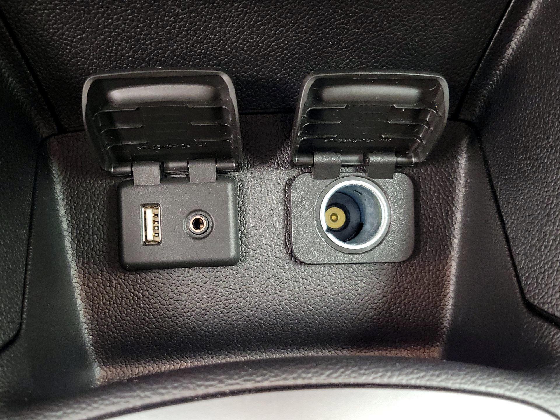 Thumbnail: 2018 Chevrolet Cruze - 18