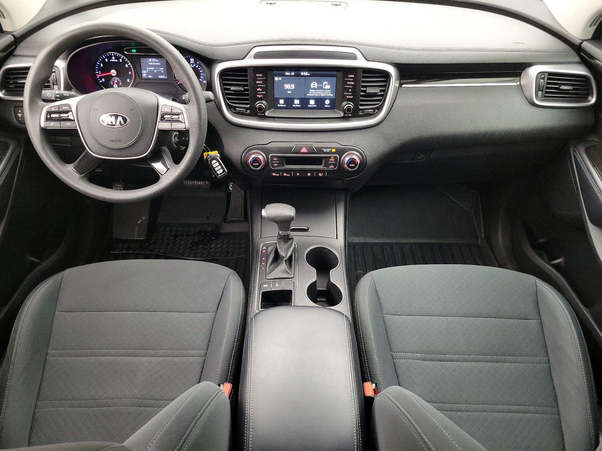 Thumbnail: 2019 Kia Sorento - 9