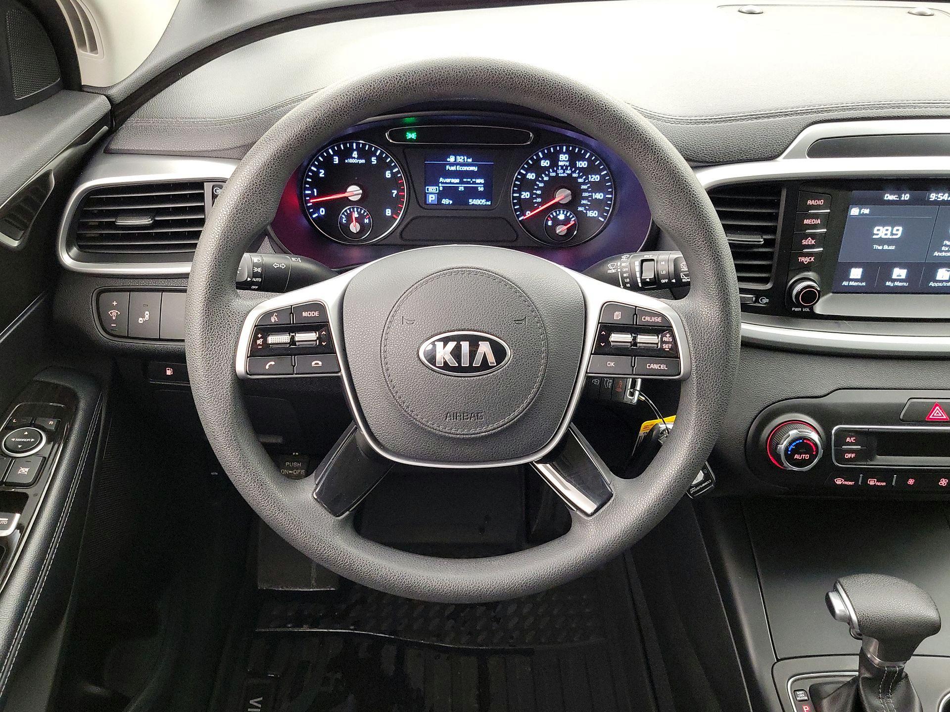 Thumbnail: 2019 Kia Sorento - 10