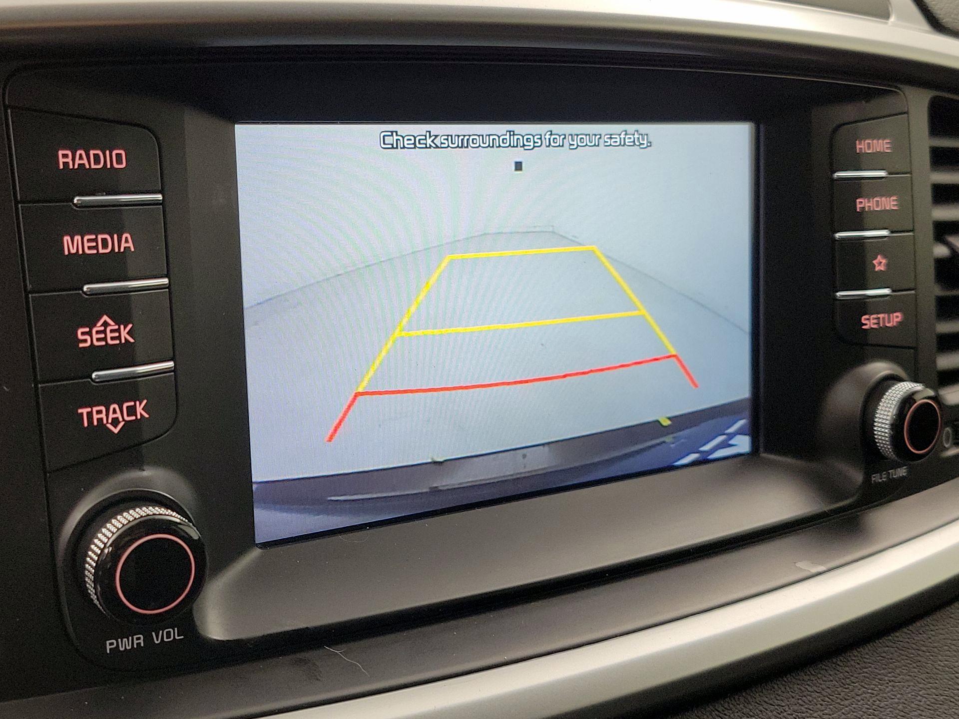 Thumbnail: 2019 Kia Sorento - 14