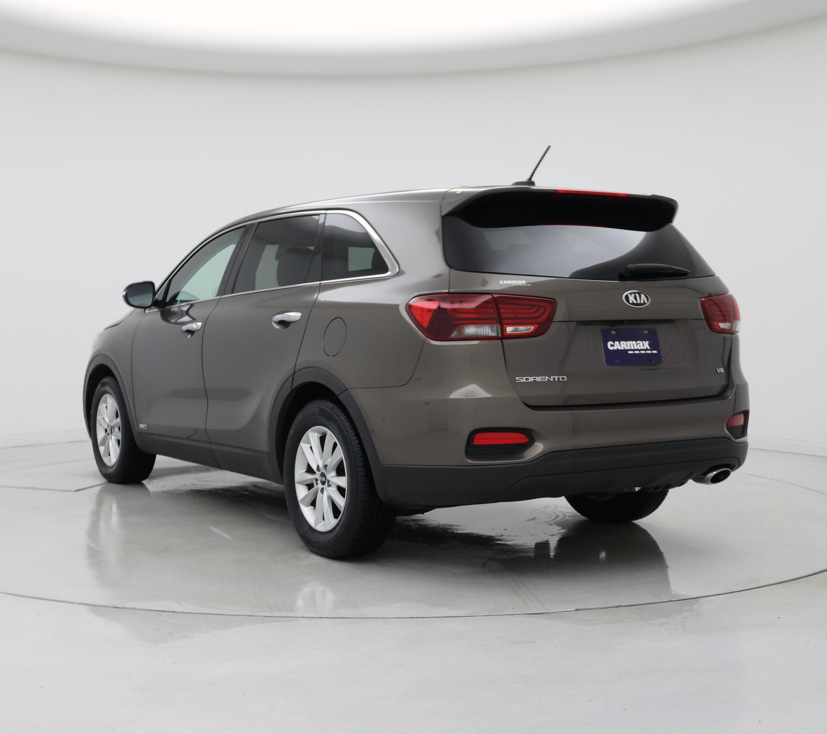 Thumbnail: 2019 Kia Sorento - 2