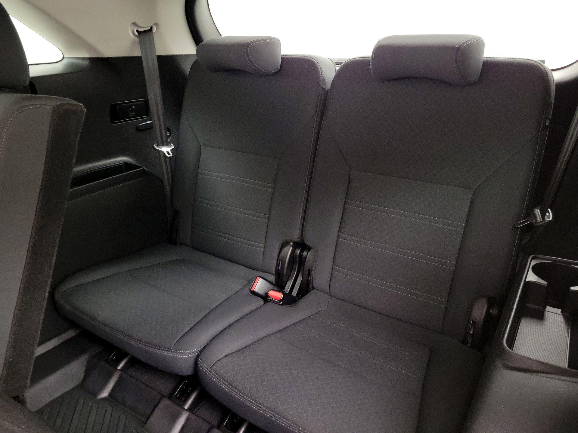 Thumbnail: 2019 Kia Sorento - 20