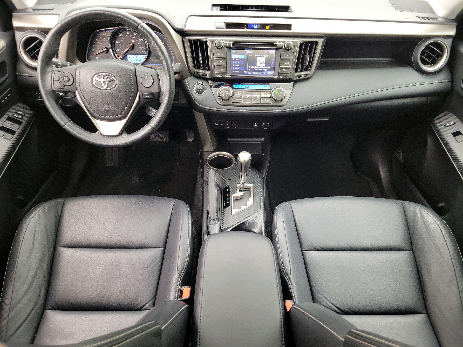 Thumbnail: 2015 Toyota RAV4 - 9