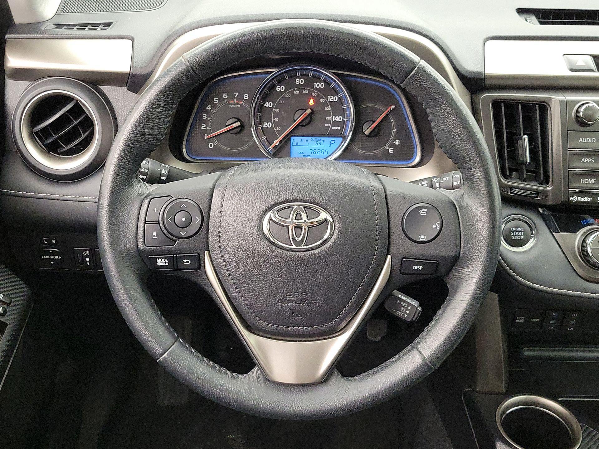 Thumbnail: 2015 Toyota RAV4 - 10