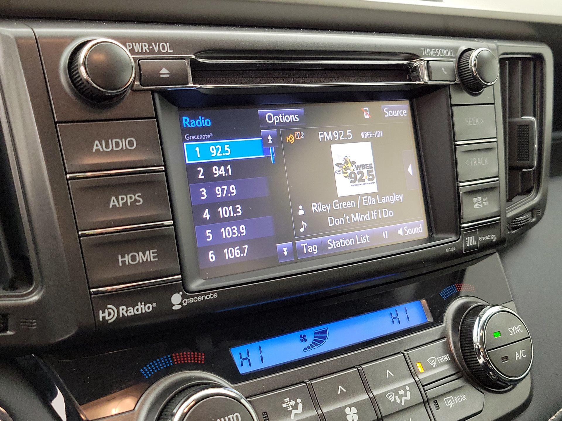 Thumbnail: 2015 Toyota RAV4 - 15