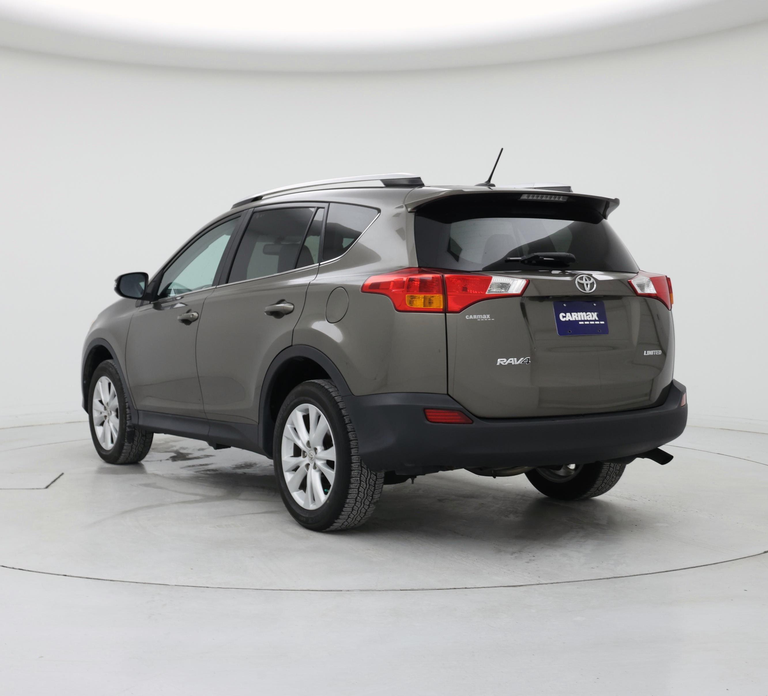 Thumbnail: 2015 Toyota RAV4 - 2