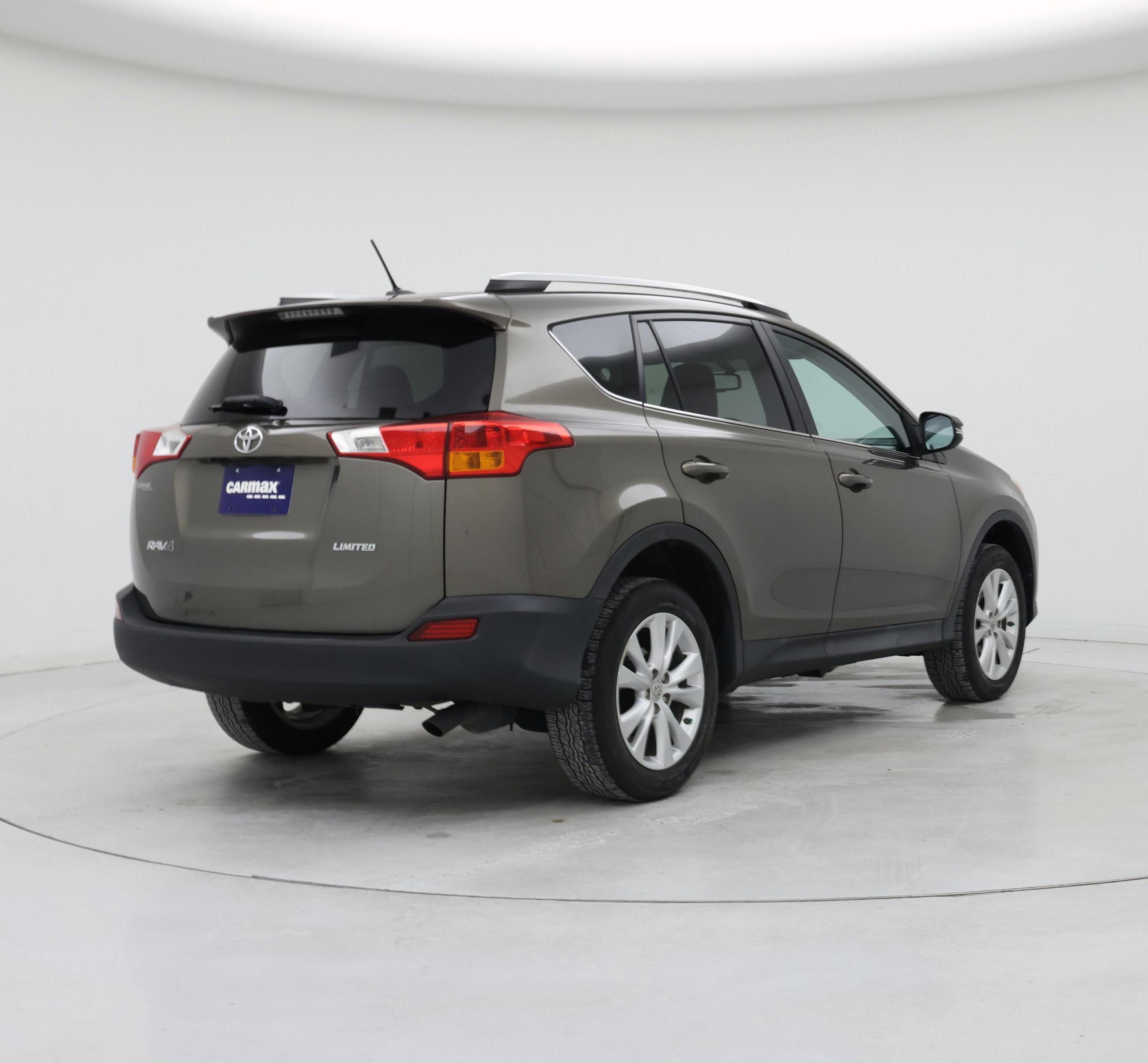 Thumbnail: 2015 Toyota RAV4 - 8
