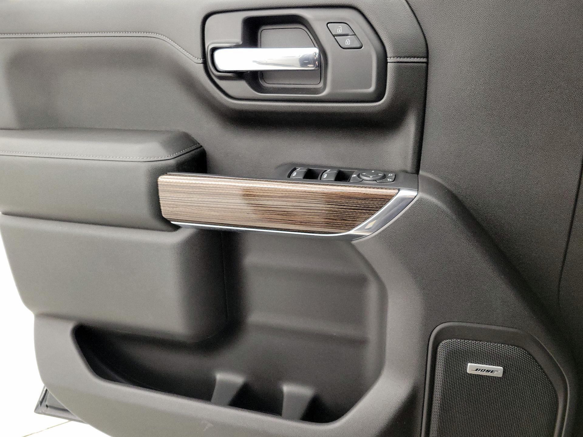 Thumbnail: 2020 Chevrolet Silverado 1500 - 12