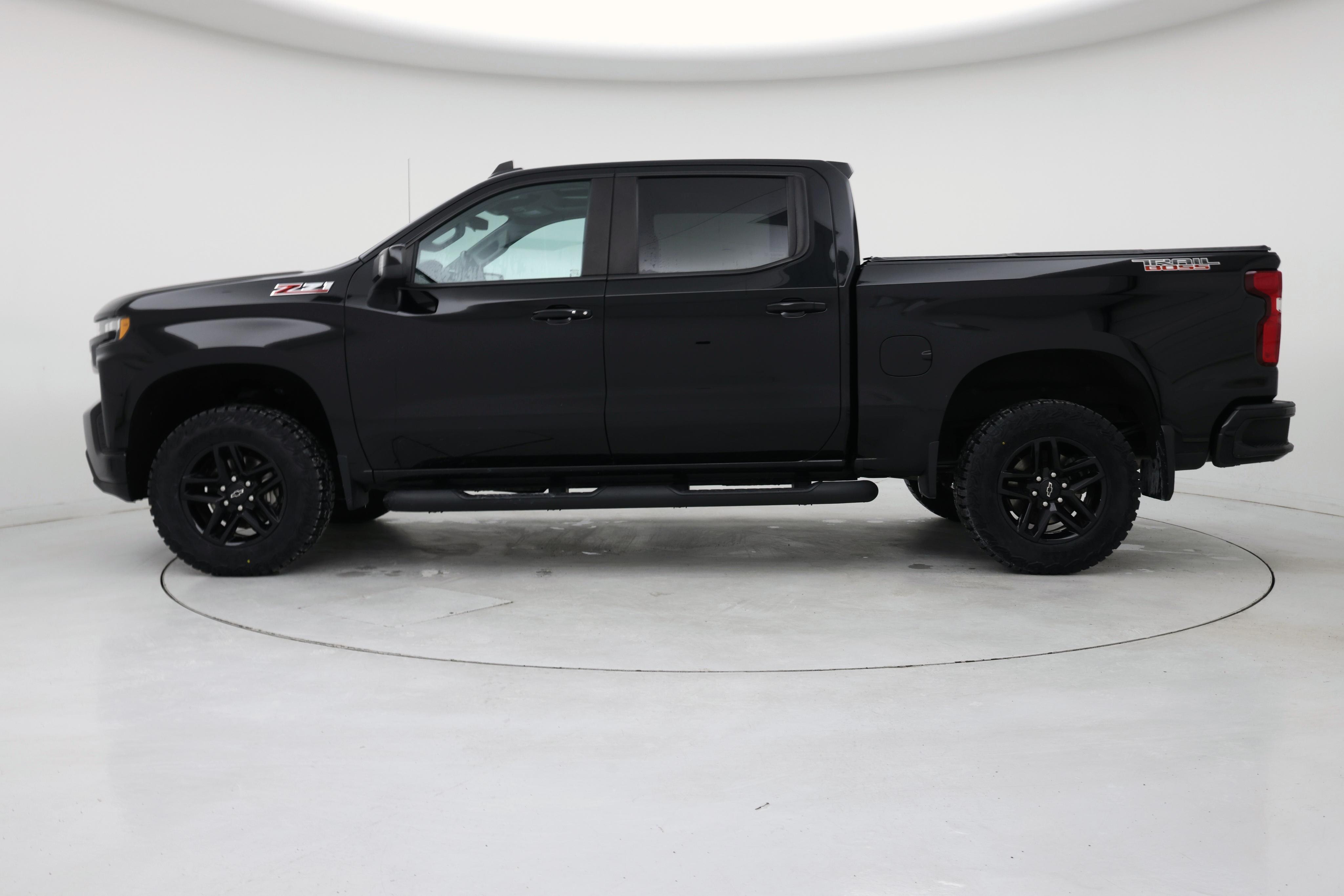 Thumbnail: 2020 Chevrolet Silverado 1500 - 3