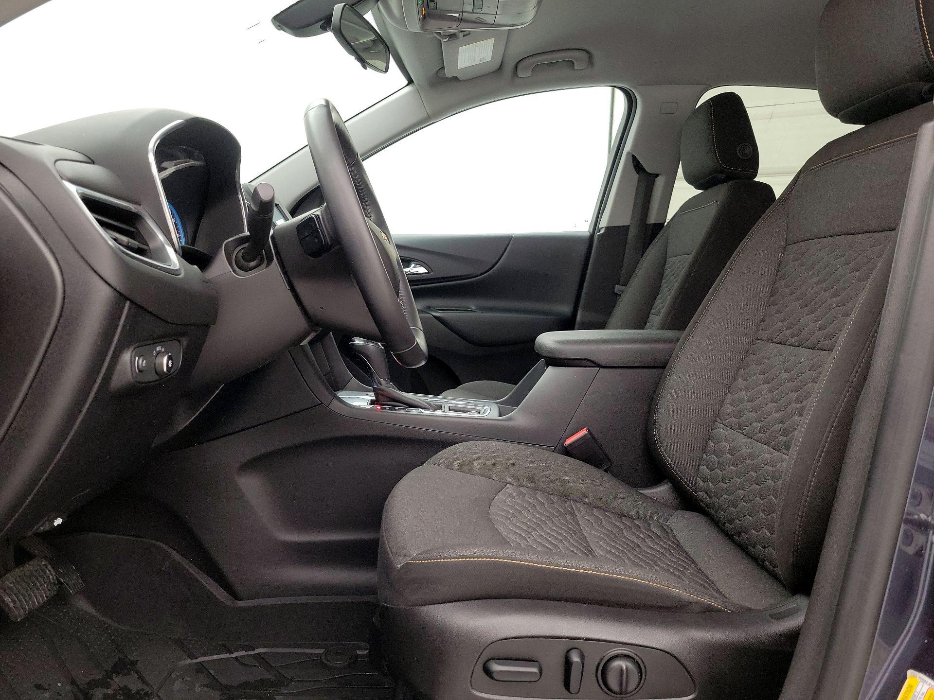 Thumbnail: 2018 Chevrolet Equinox - 11