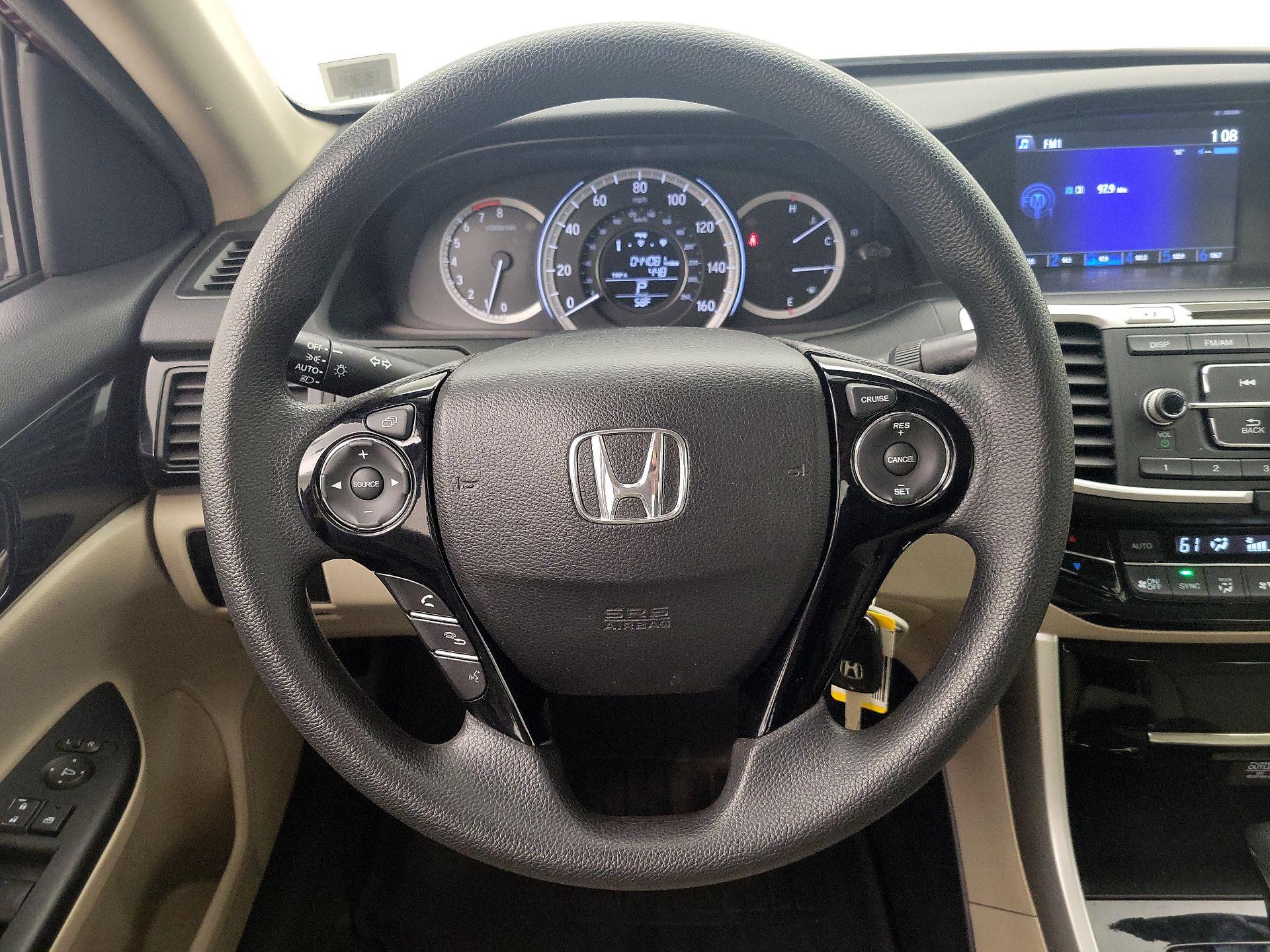 Thumbnail: 2016 Honda Accord - 10