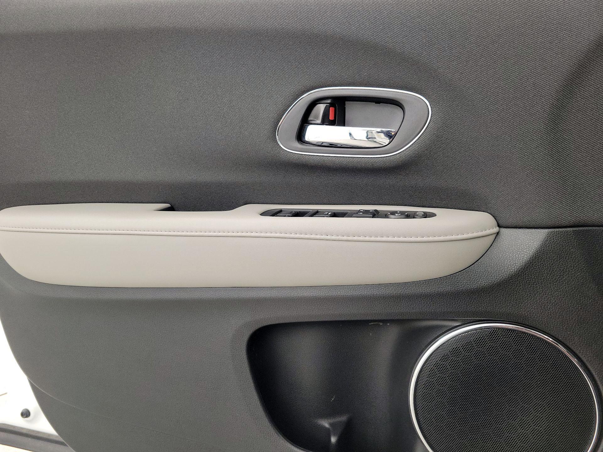 Thumbnail: 2021 Honda HR-V - 12