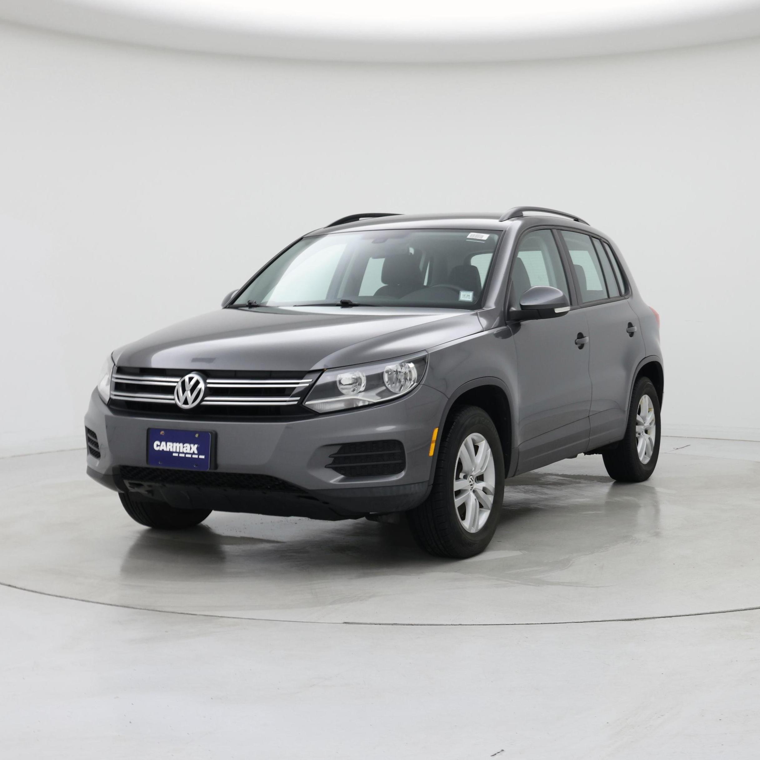 Thumbnail: 2016 Volkswagen Tiguan - 4