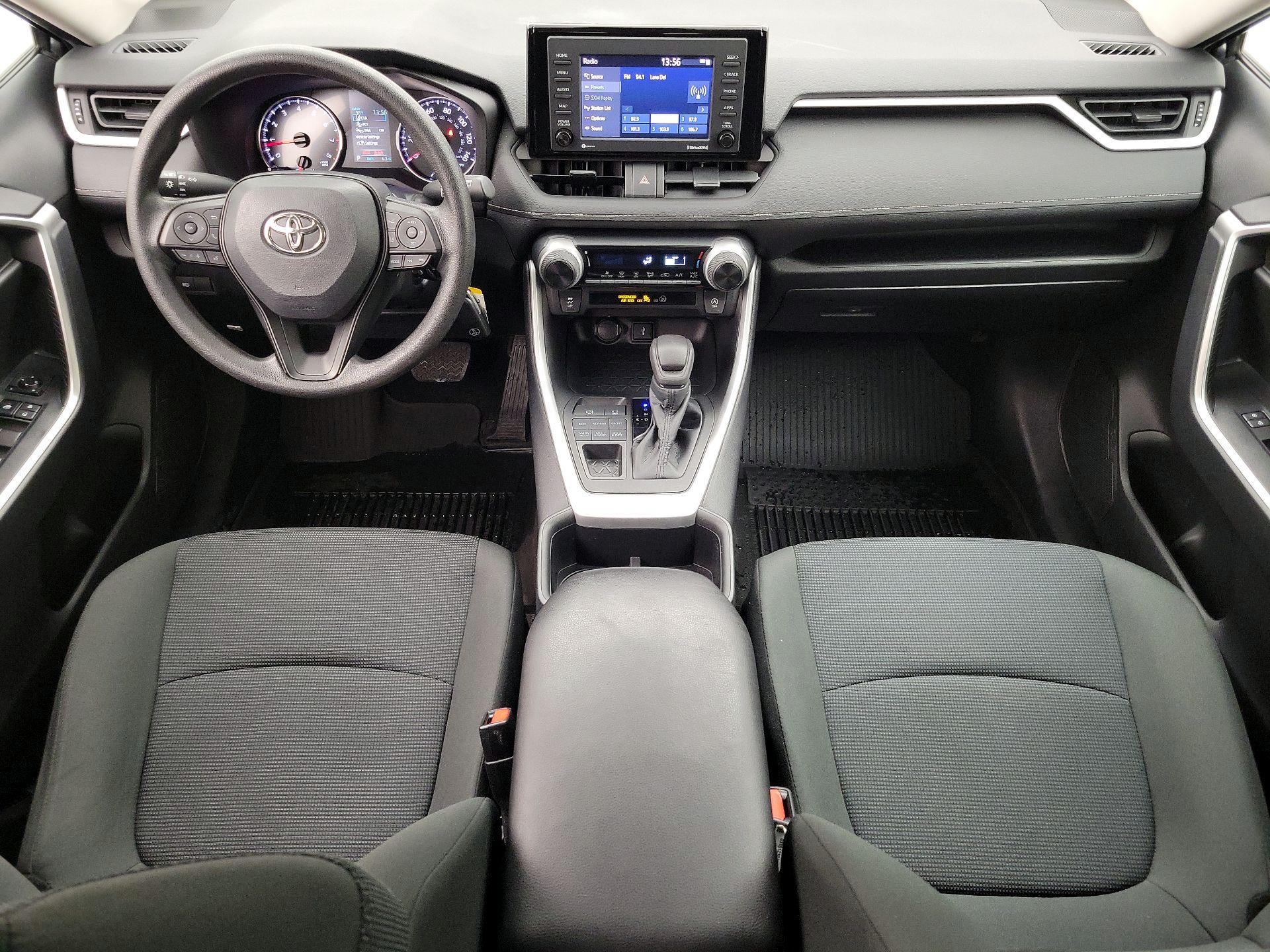 Thumbnail: 2022 Toyota RAV4 - 9