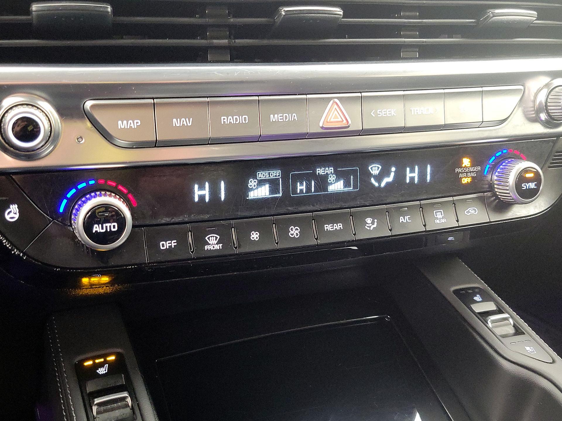 Thumbnail: 2022 Kia Telluride - 17