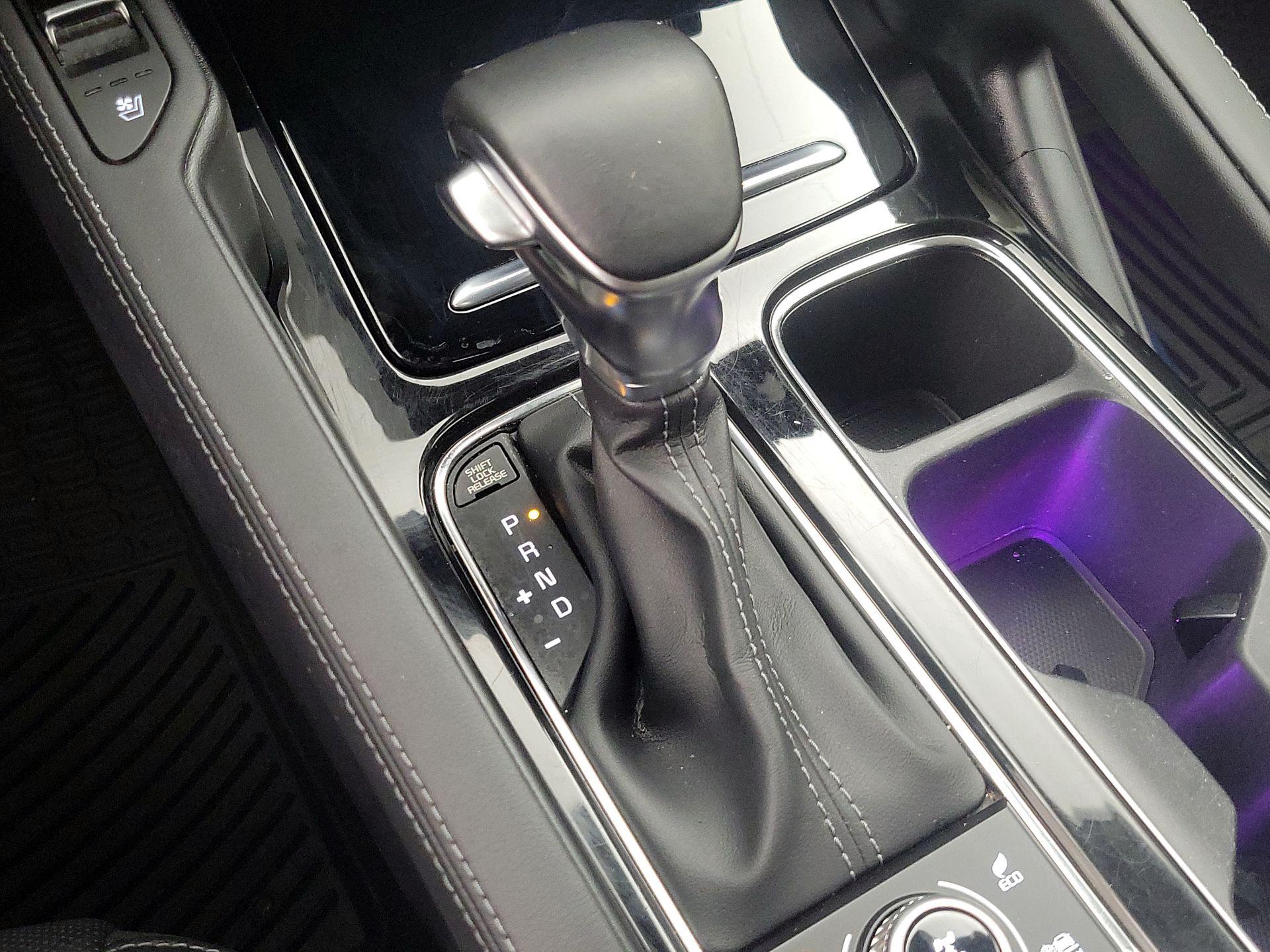 Thumbnail: 2022 Kia Telluride - 18