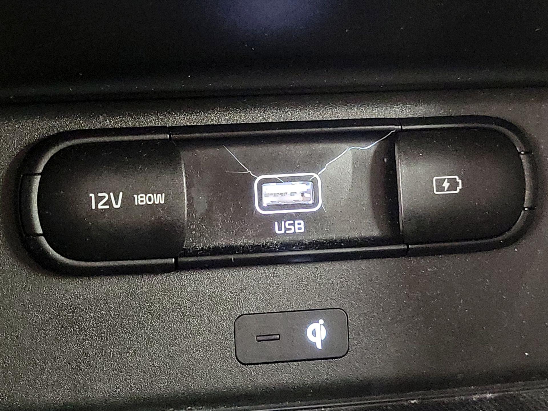 Thumbnail: 2022 Kia Telluride - 19