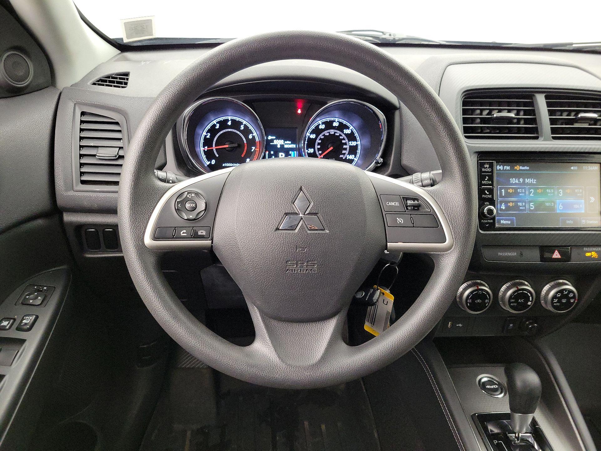 Thumbnail: 2020 Mitsubishi Outlander Sport - 10