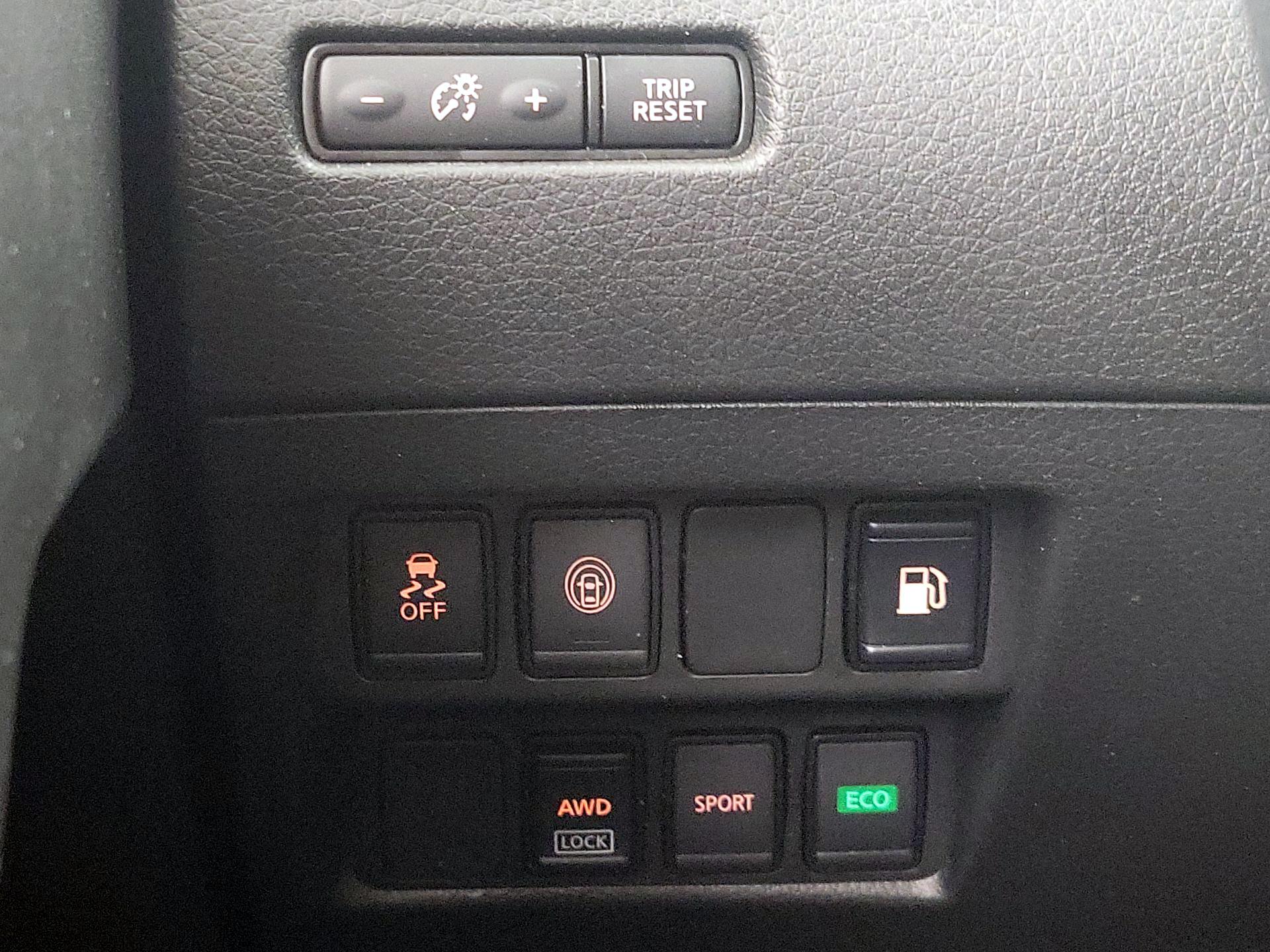 Thumbnail: 2019 Nissan Rogue - 13