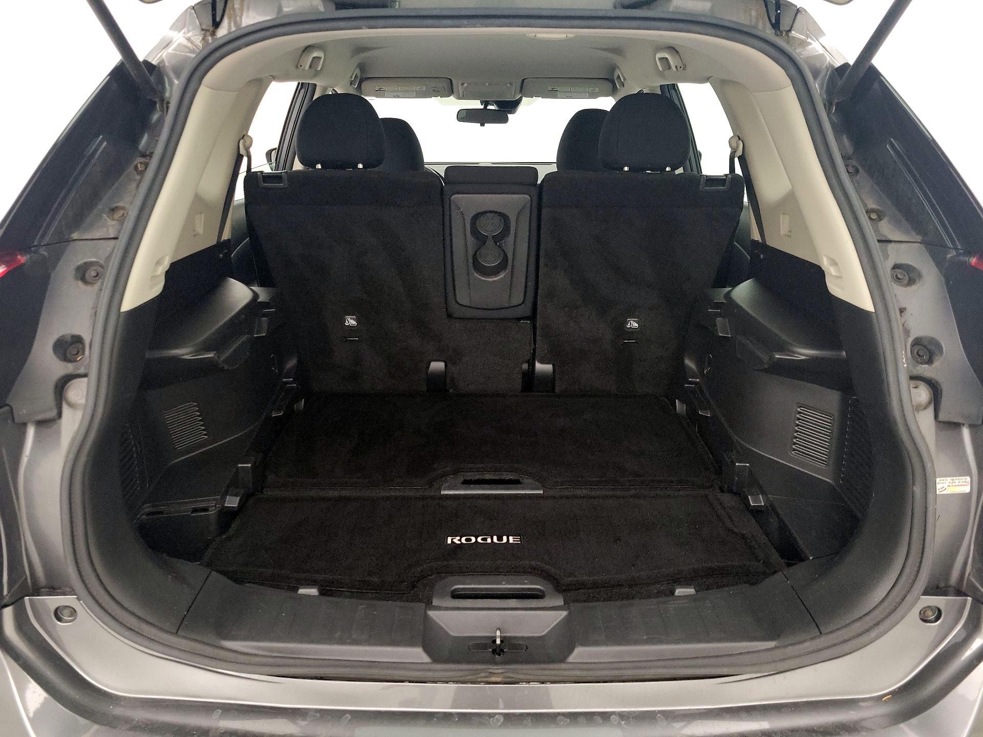 Thumbnail: 2019 Nissan Rogue - 20