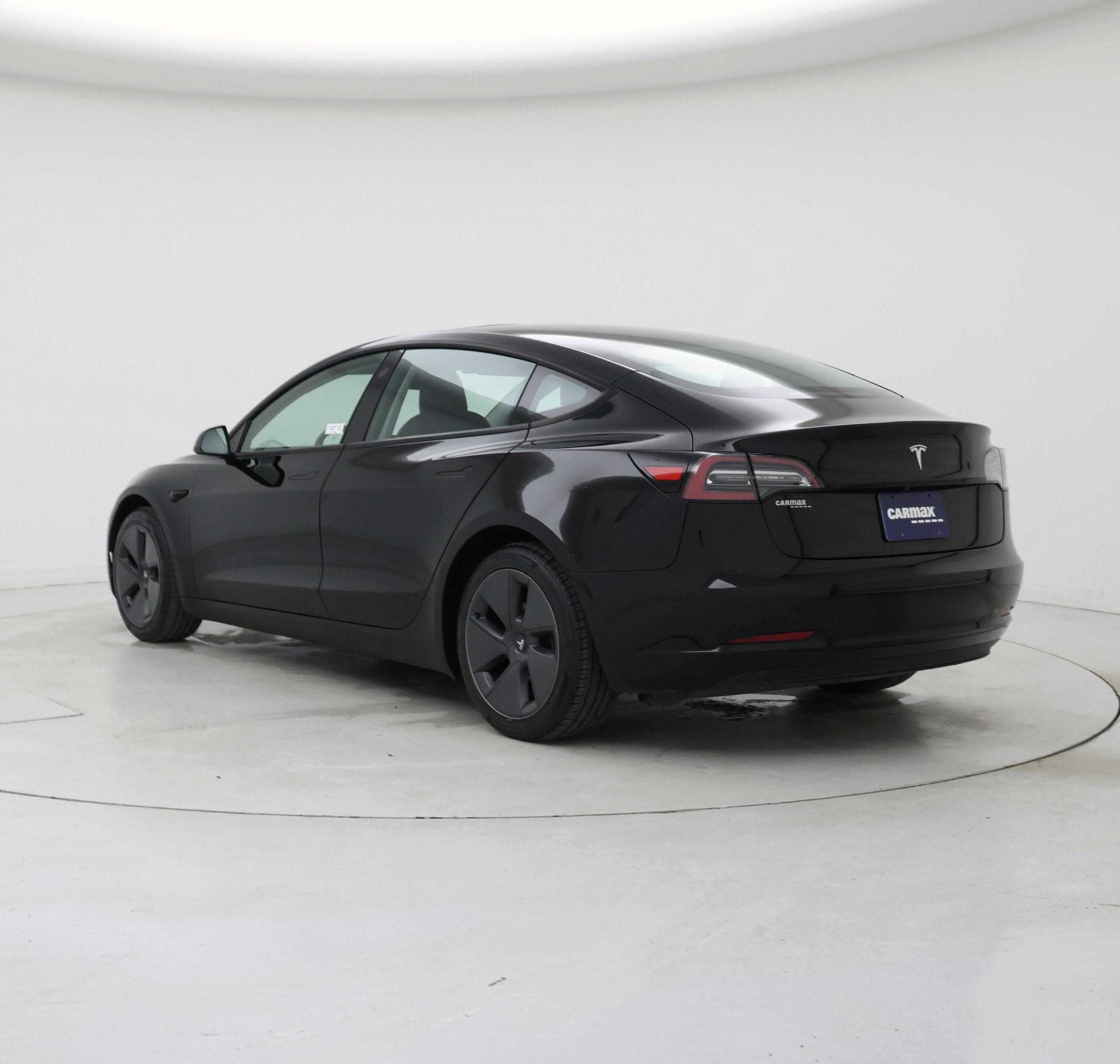 Thumbnail: 2022 Tesla Model 3 - 2
