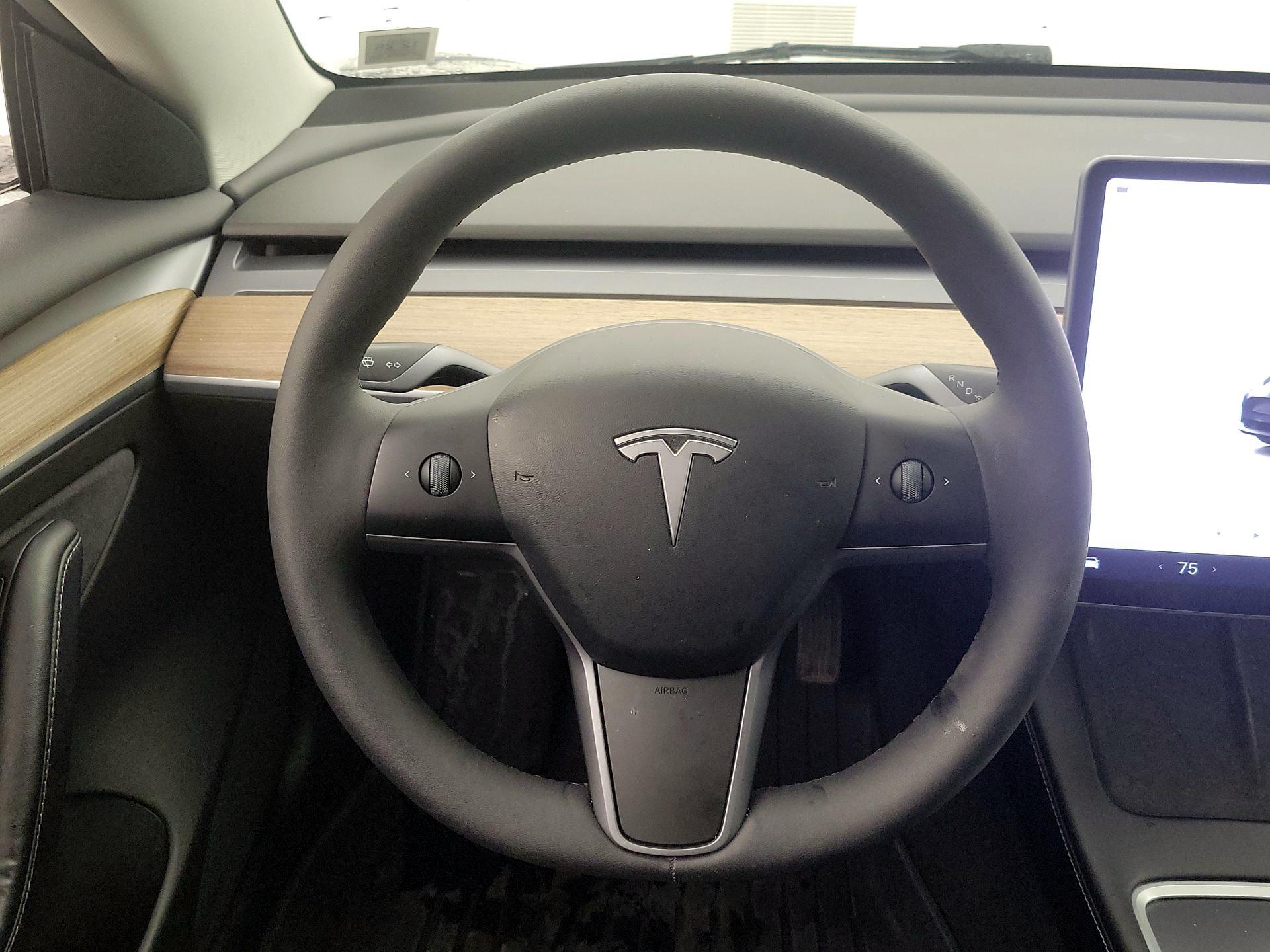 Thumbnail: 2022 Tesla Model 3 - 10