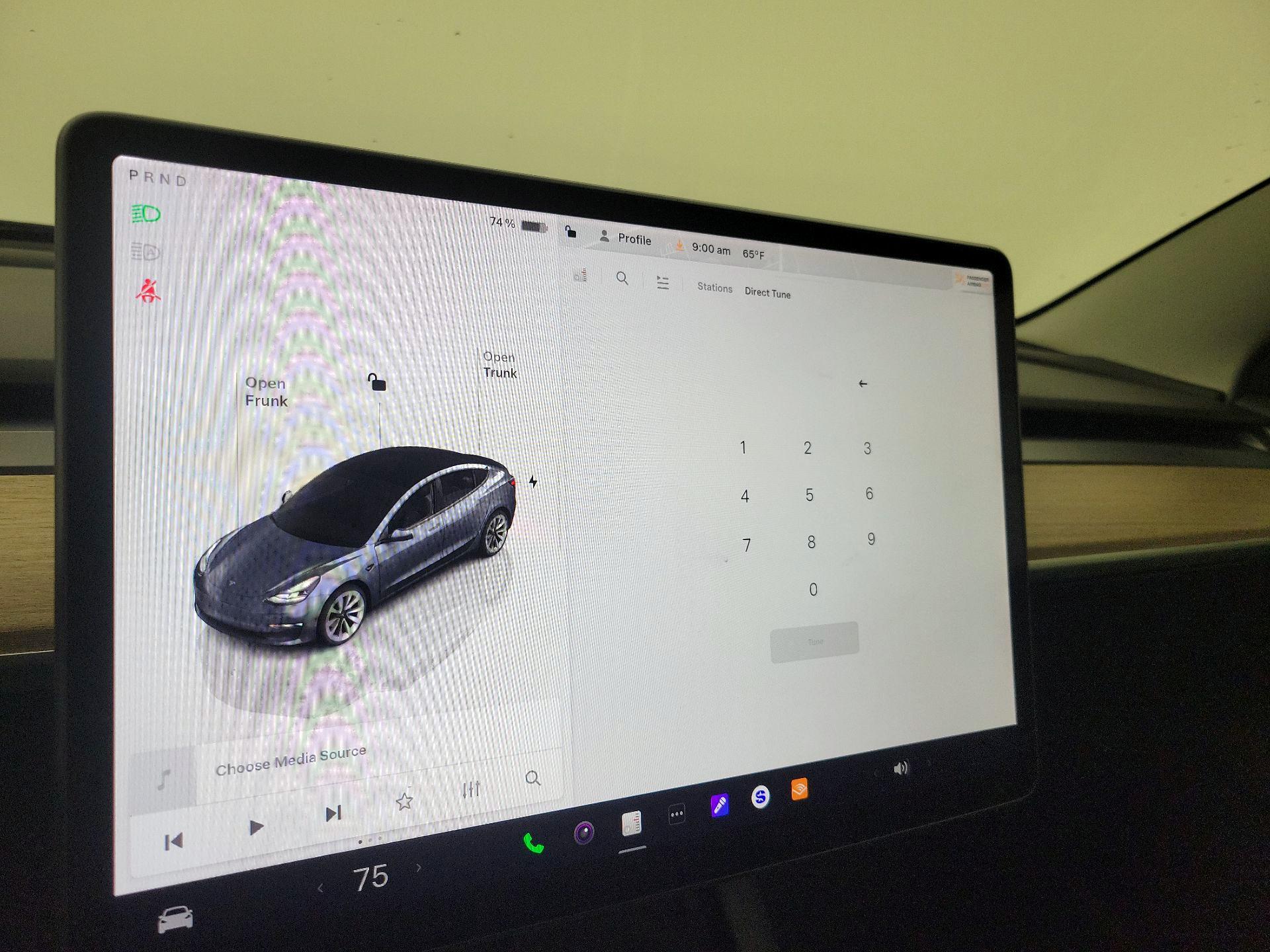 Thumbnail: 2022 Tesla Model 3 - 15