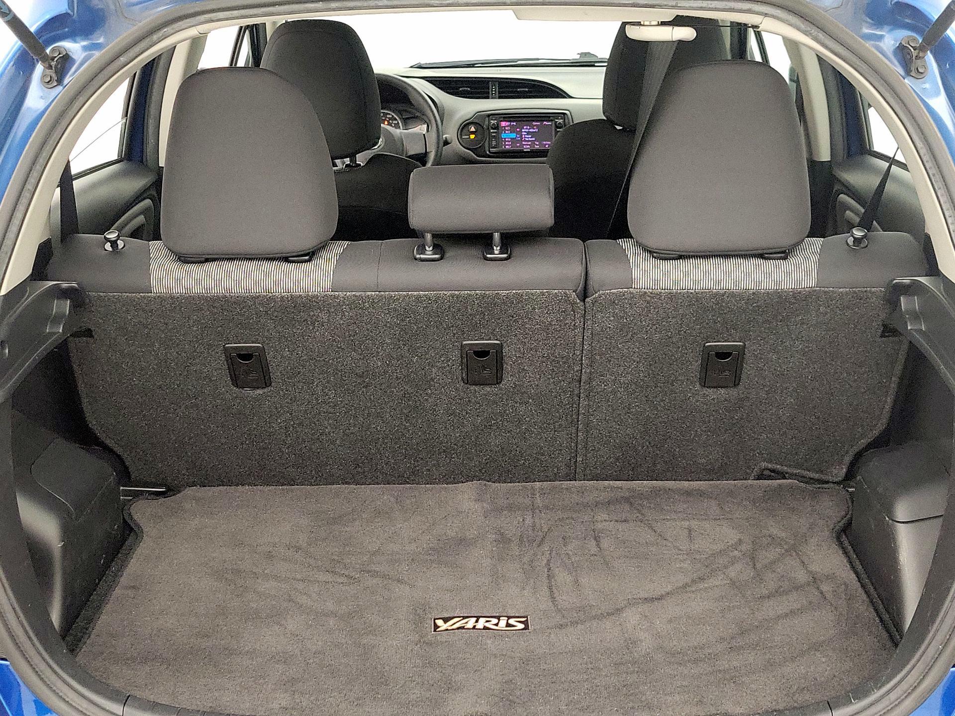 Thumbnail: 2015 Toyota Yaris - 19