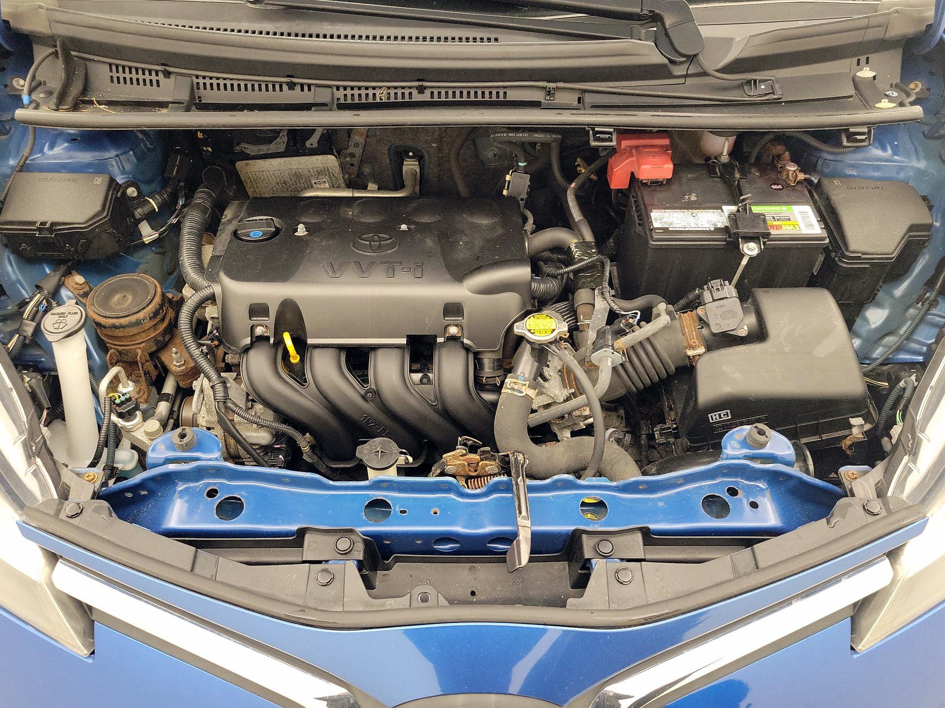 Thumbnail: 2015 Toyota Yaris - 20