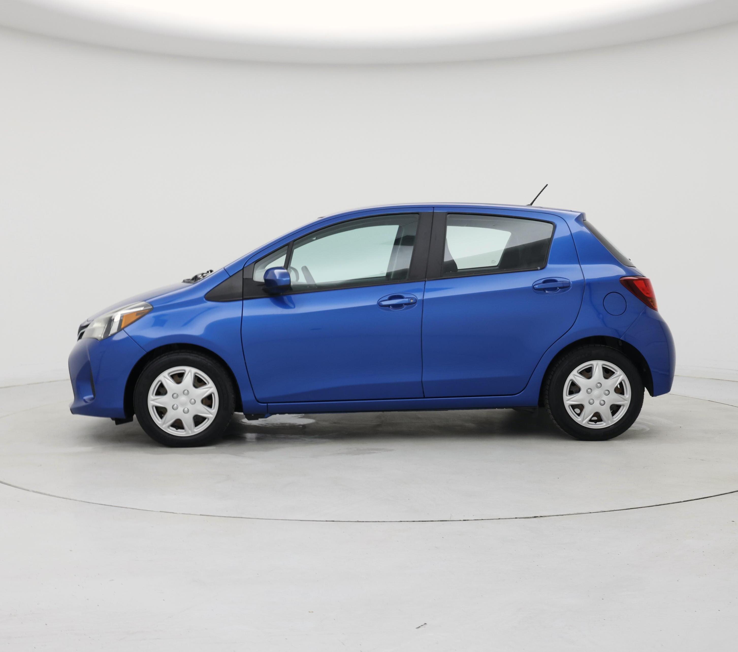 Thumbnail: 2015 Toyota Yaris - 3