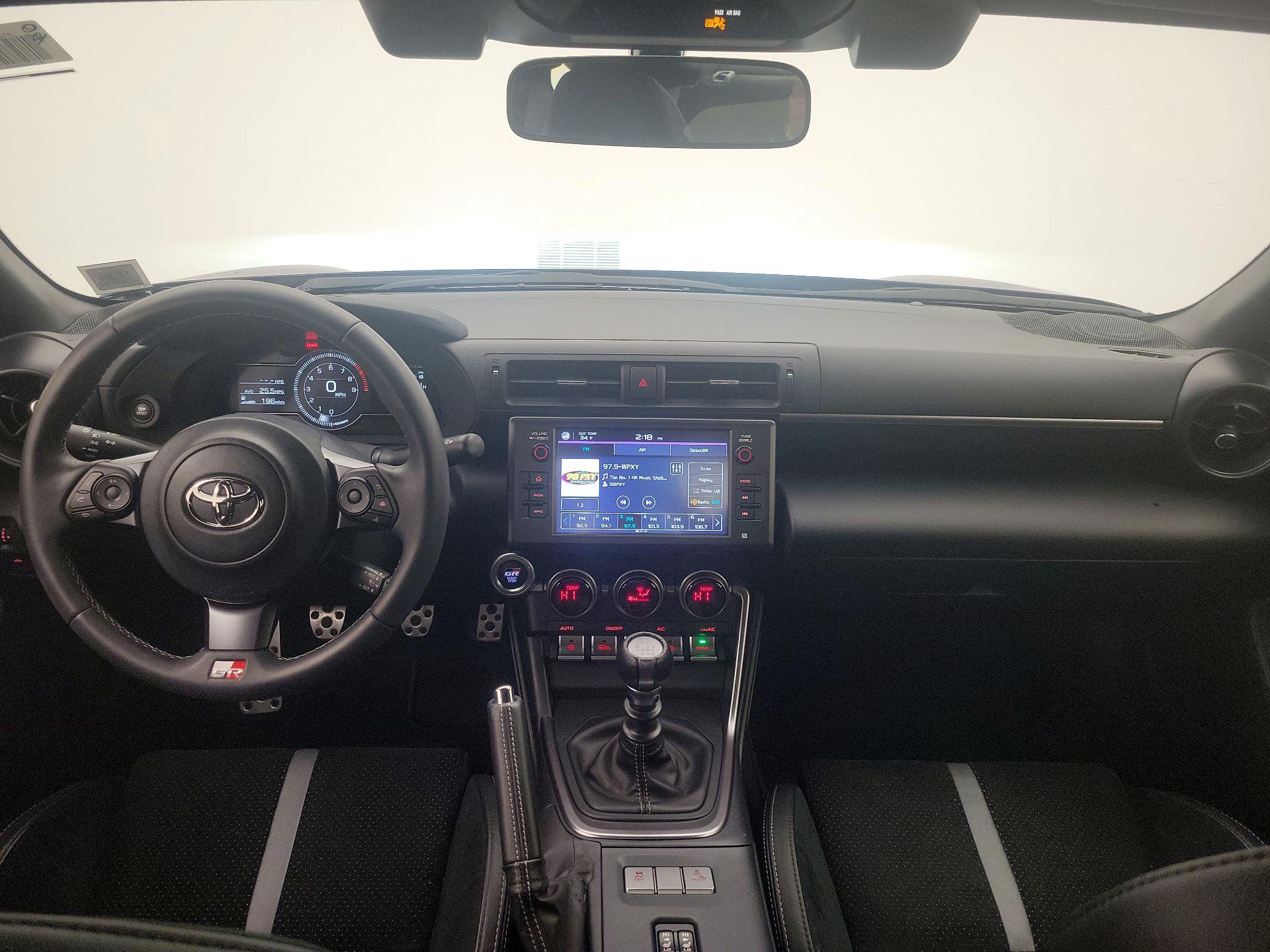 Thumbnail: 2025 Toyota GR86 - 9