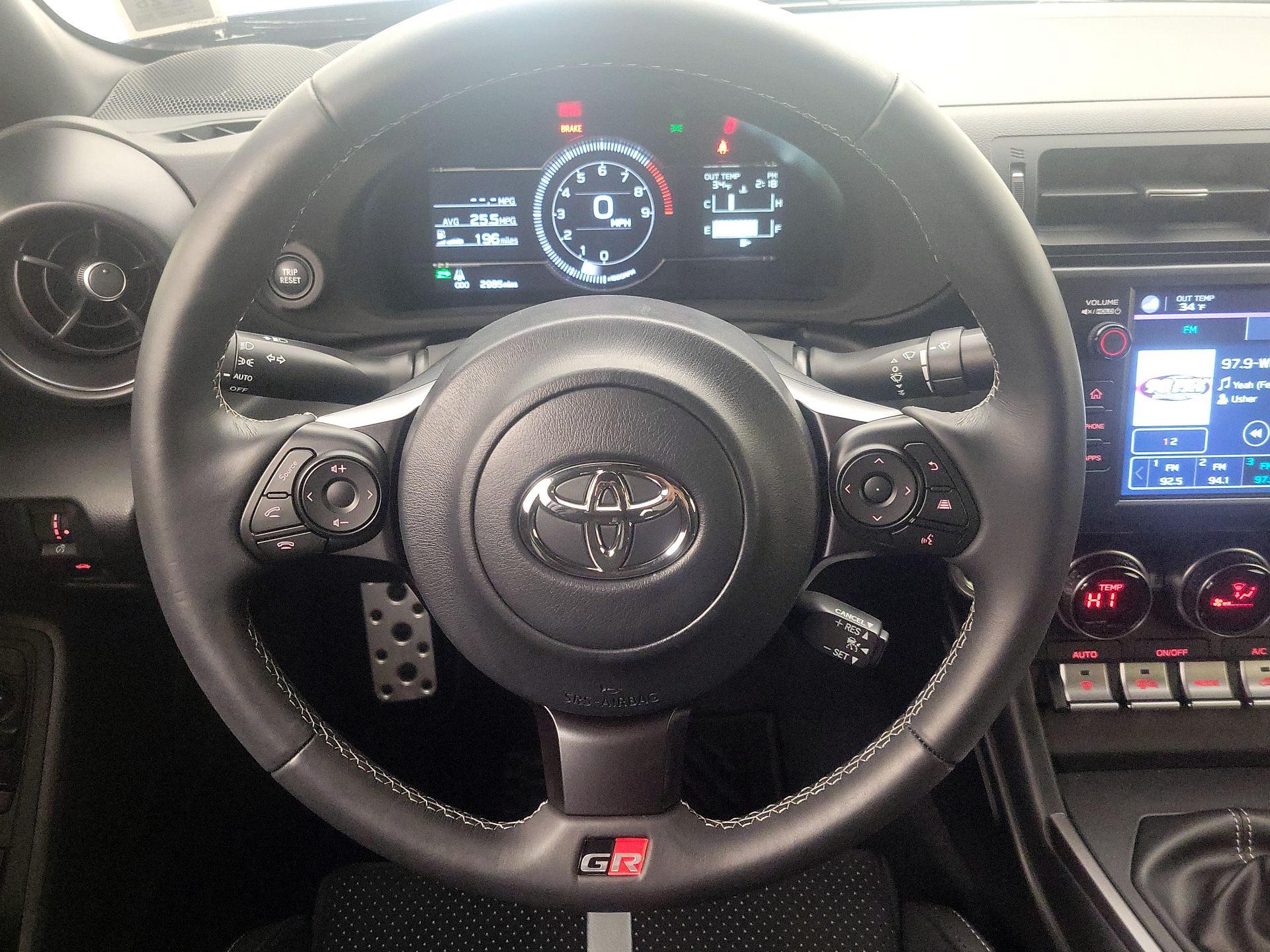 Thumbnail: 2025 Toyota GR86 - 10