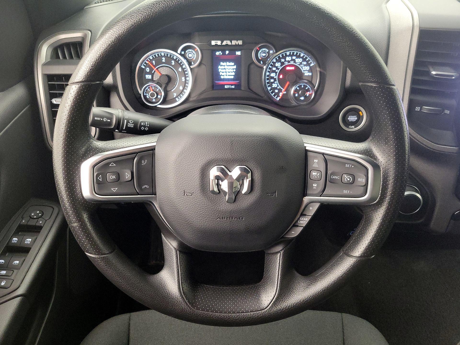 Thumbnail: 2025 RAM 1500 - 10