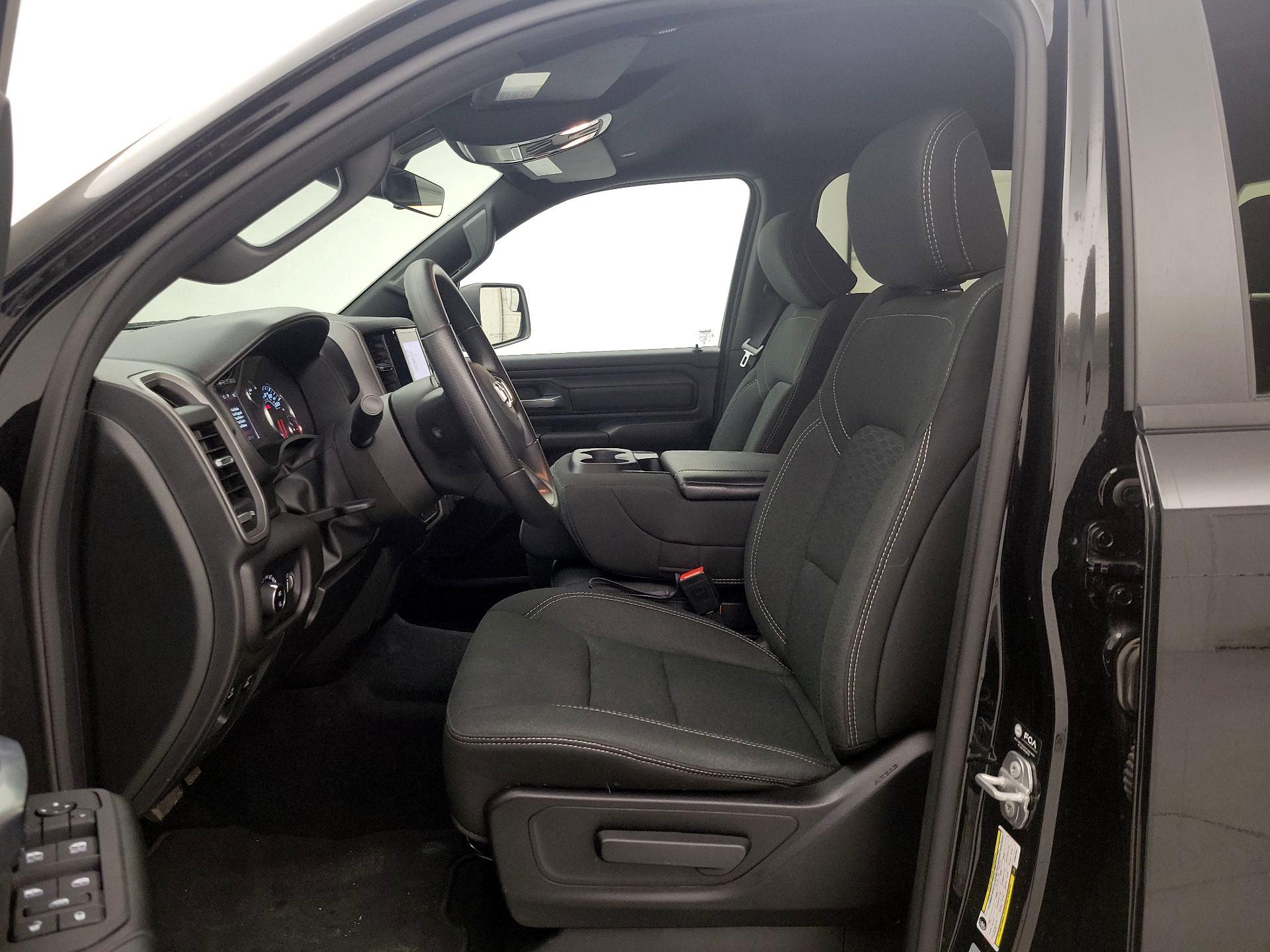 Thumbnail: 2025 RAM 1500 - 11