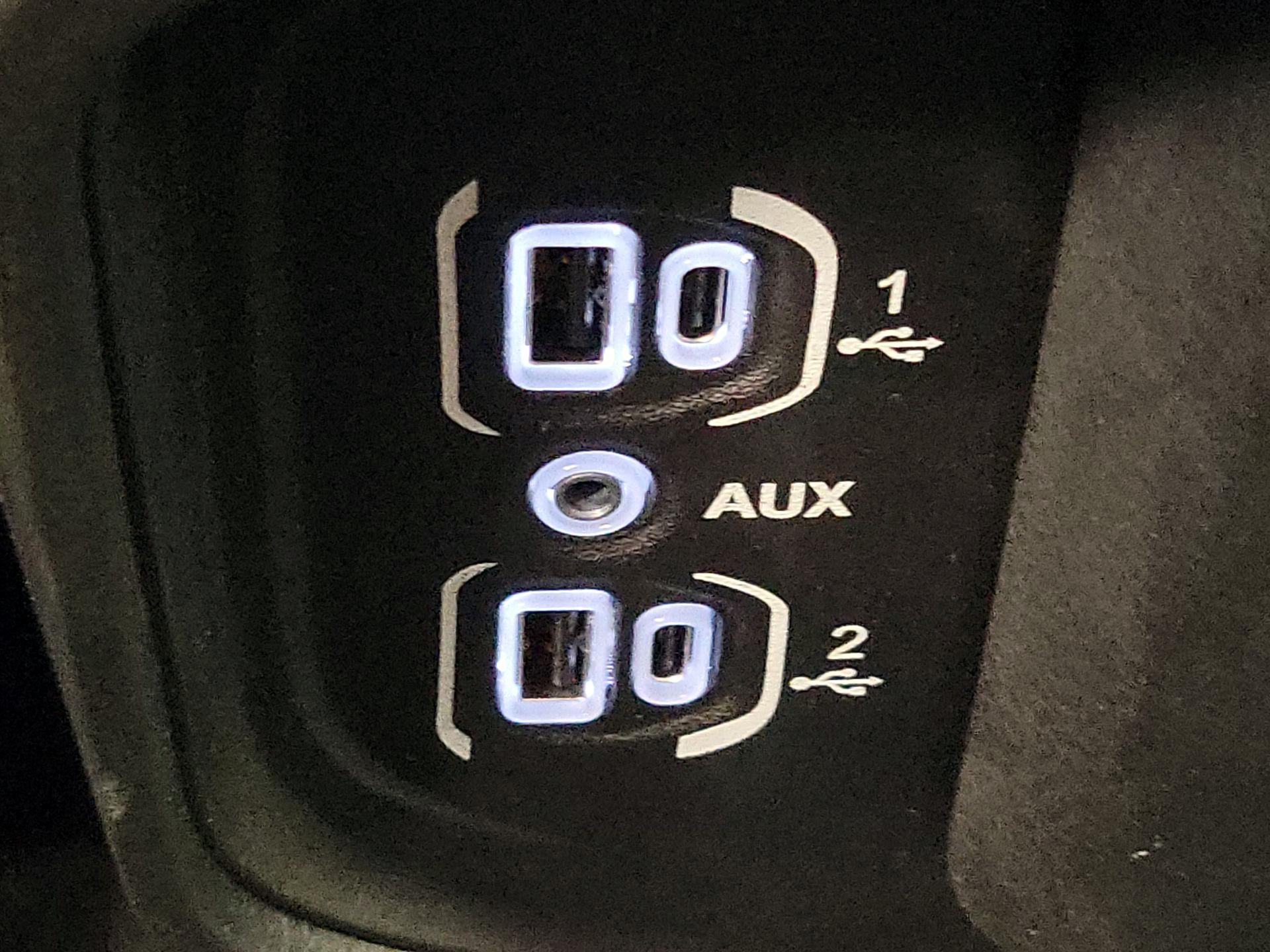 Thumbnail: 2025 RAM 1500 - 18