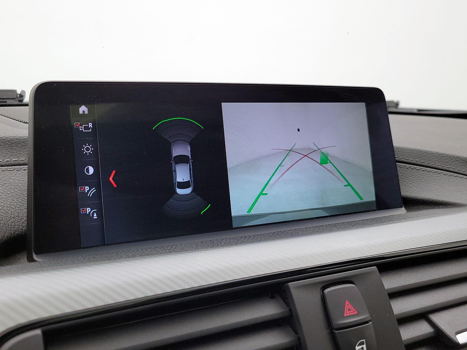 Thumbnail: 2018 BMW 3 Series - 15