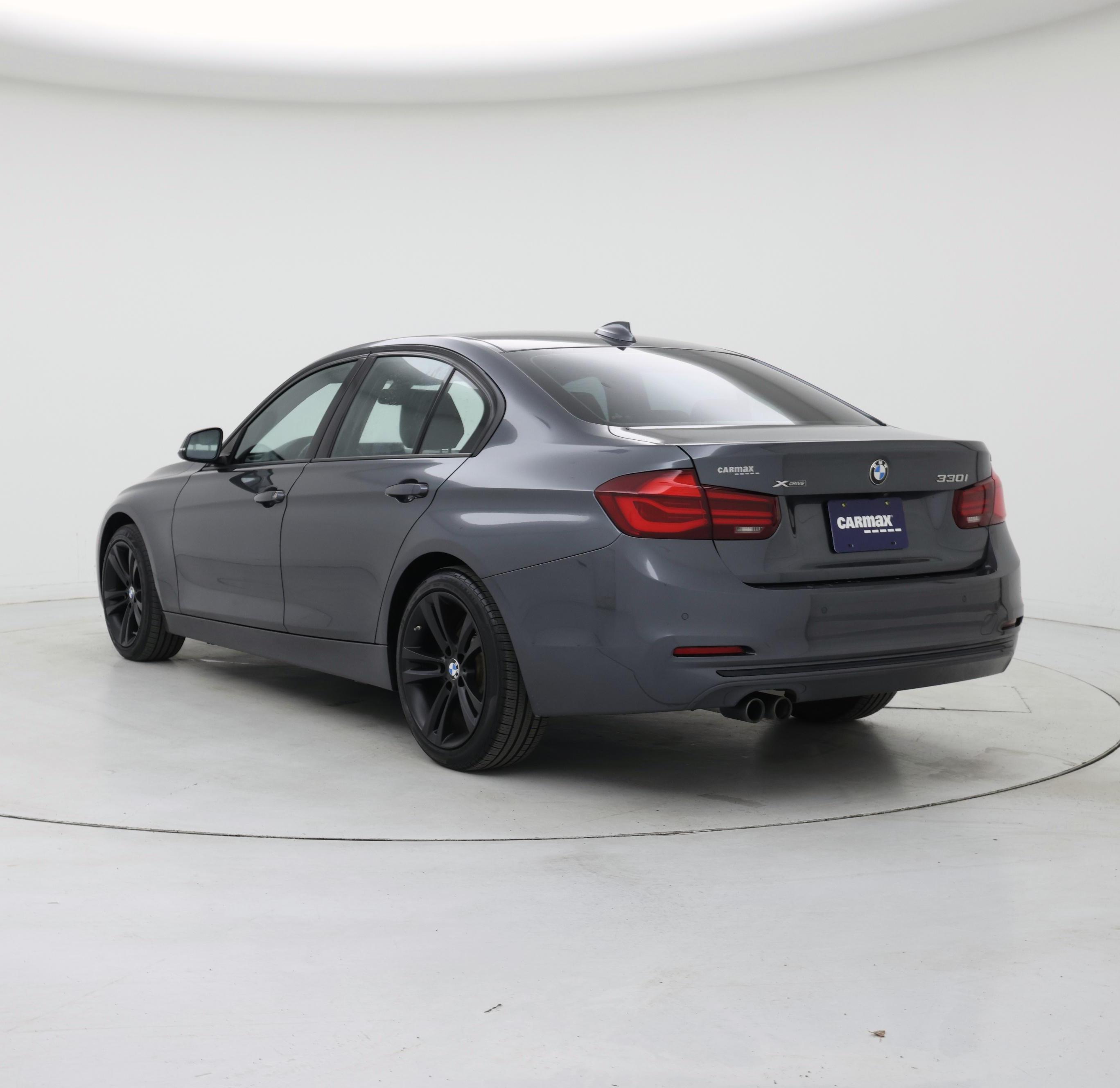 Thumbnail: 2018 BMW 3 Series - 2