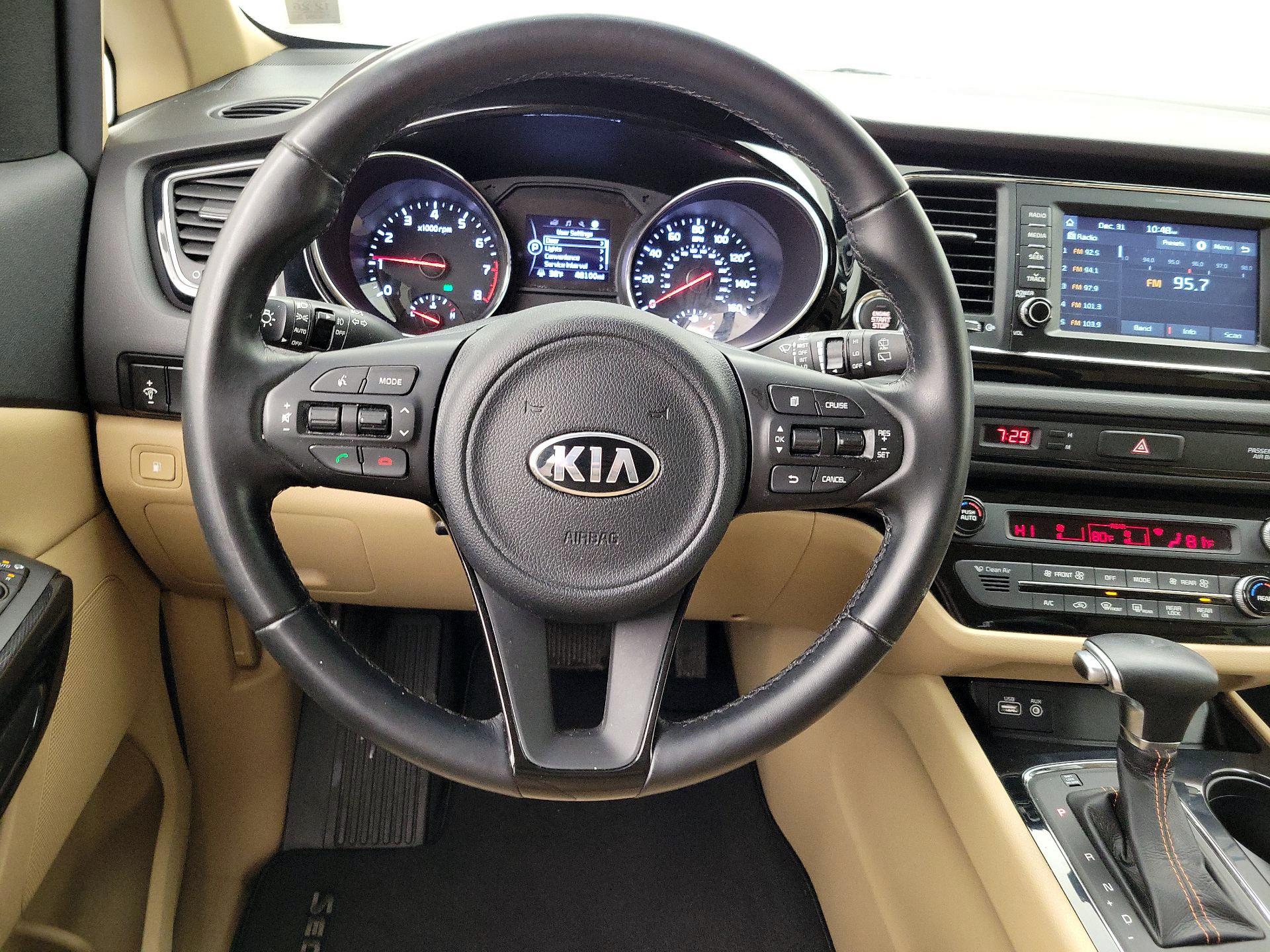 Thumbnail: 2017 Kia Sedona - 10