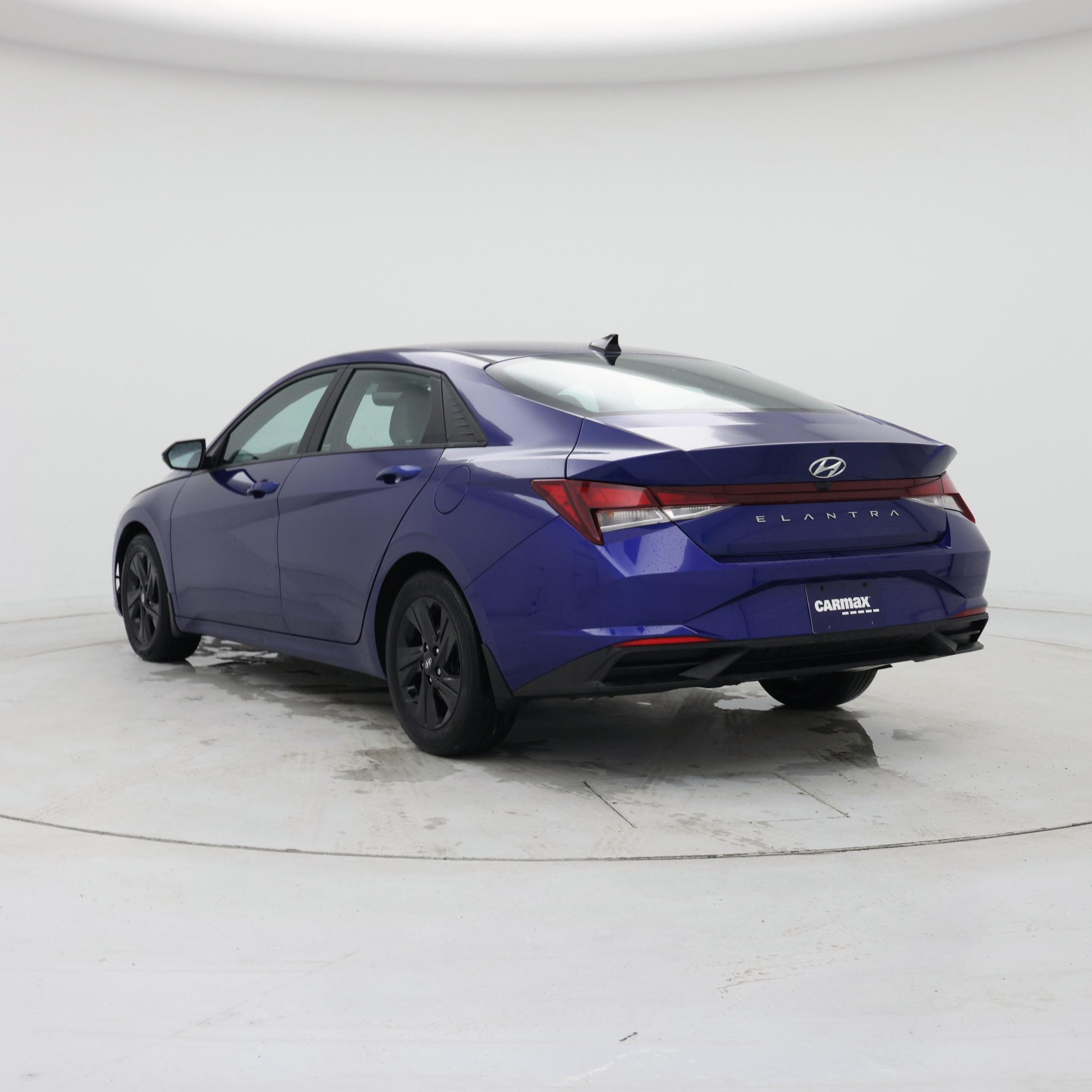 Thumbnail: 2022 Hyundai Elantra - 2