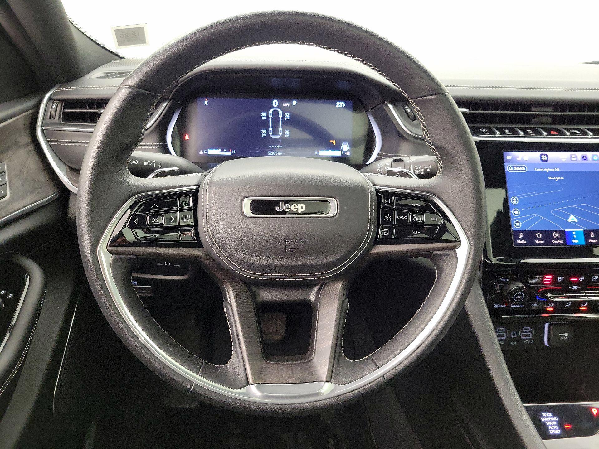 Thumbnail: 2022 Jeep Grand Cherokee - 10