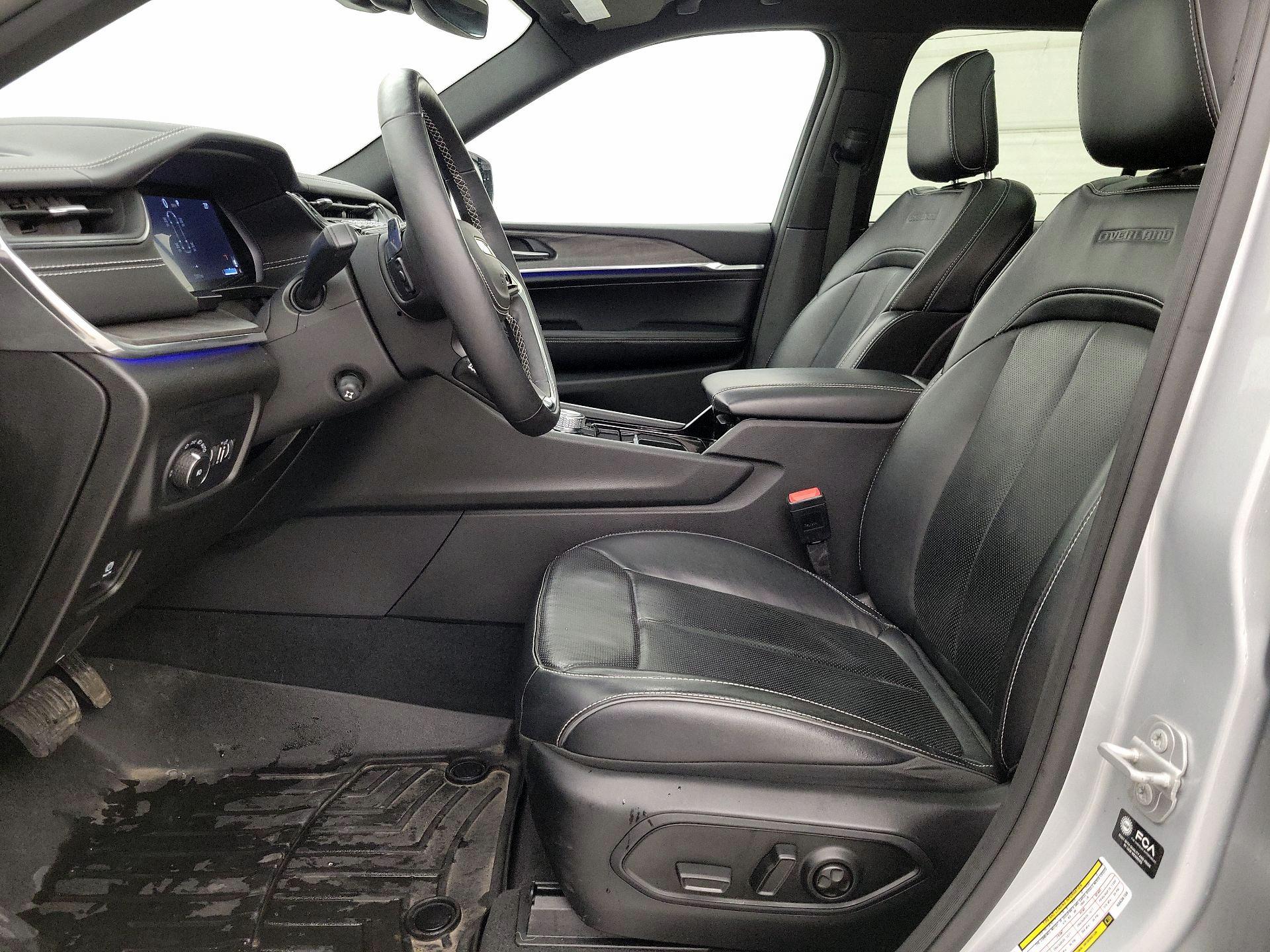 Thumbnail: 2022 Jeep Grand Cherokee - 11