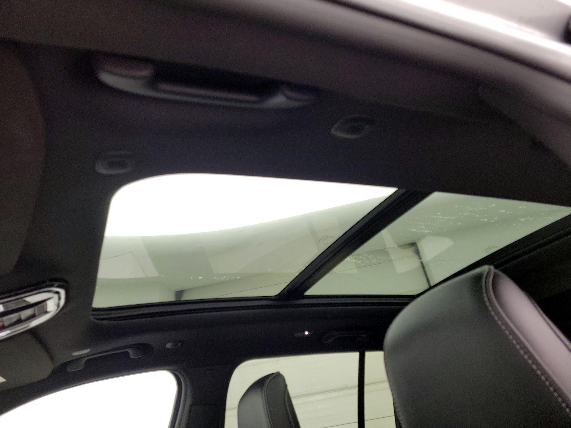 Thumbnail: 2022 Jeep Grand Cherokee - 20