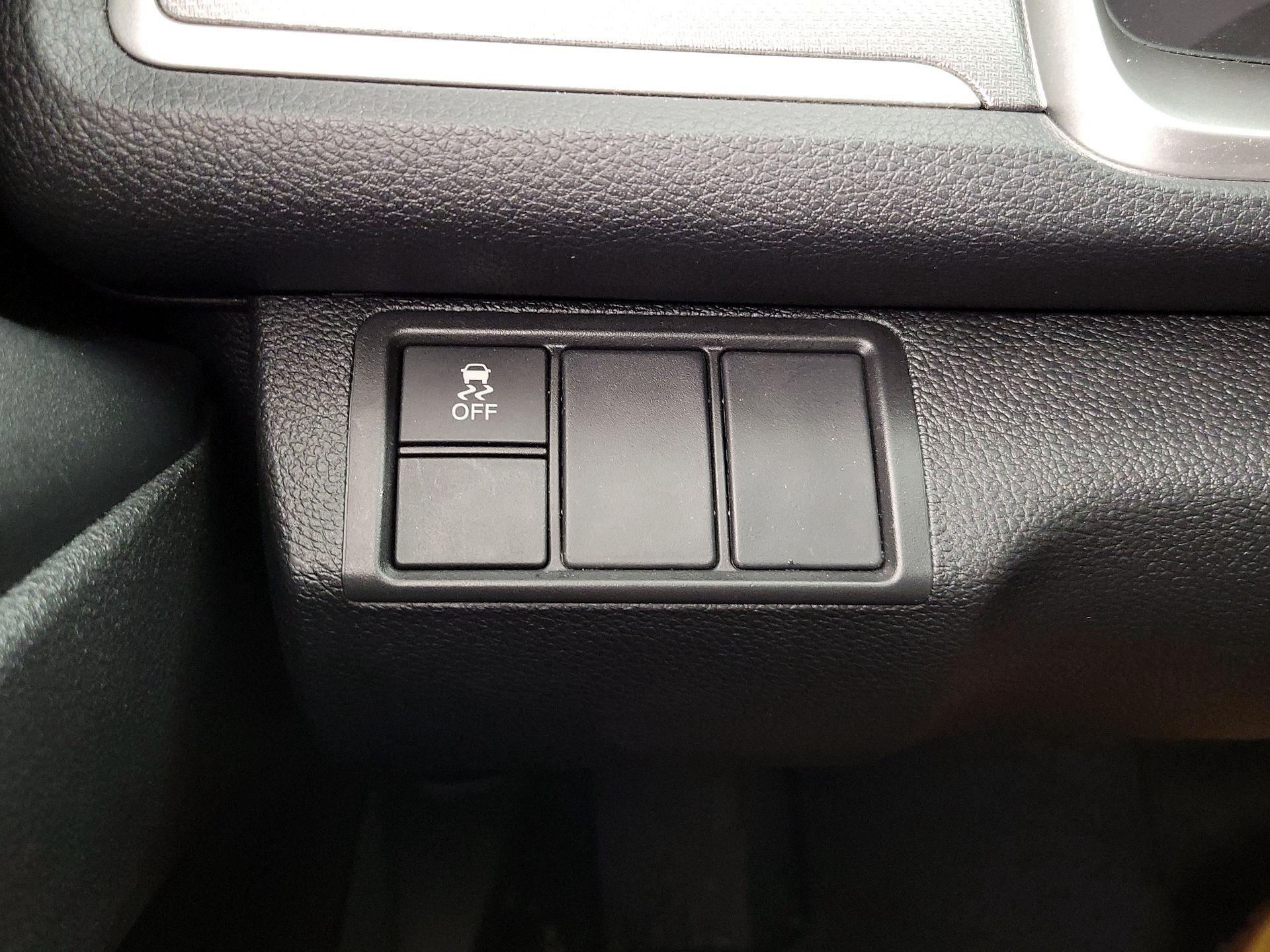 Thumbnail: 2016 Honda Civic - 13