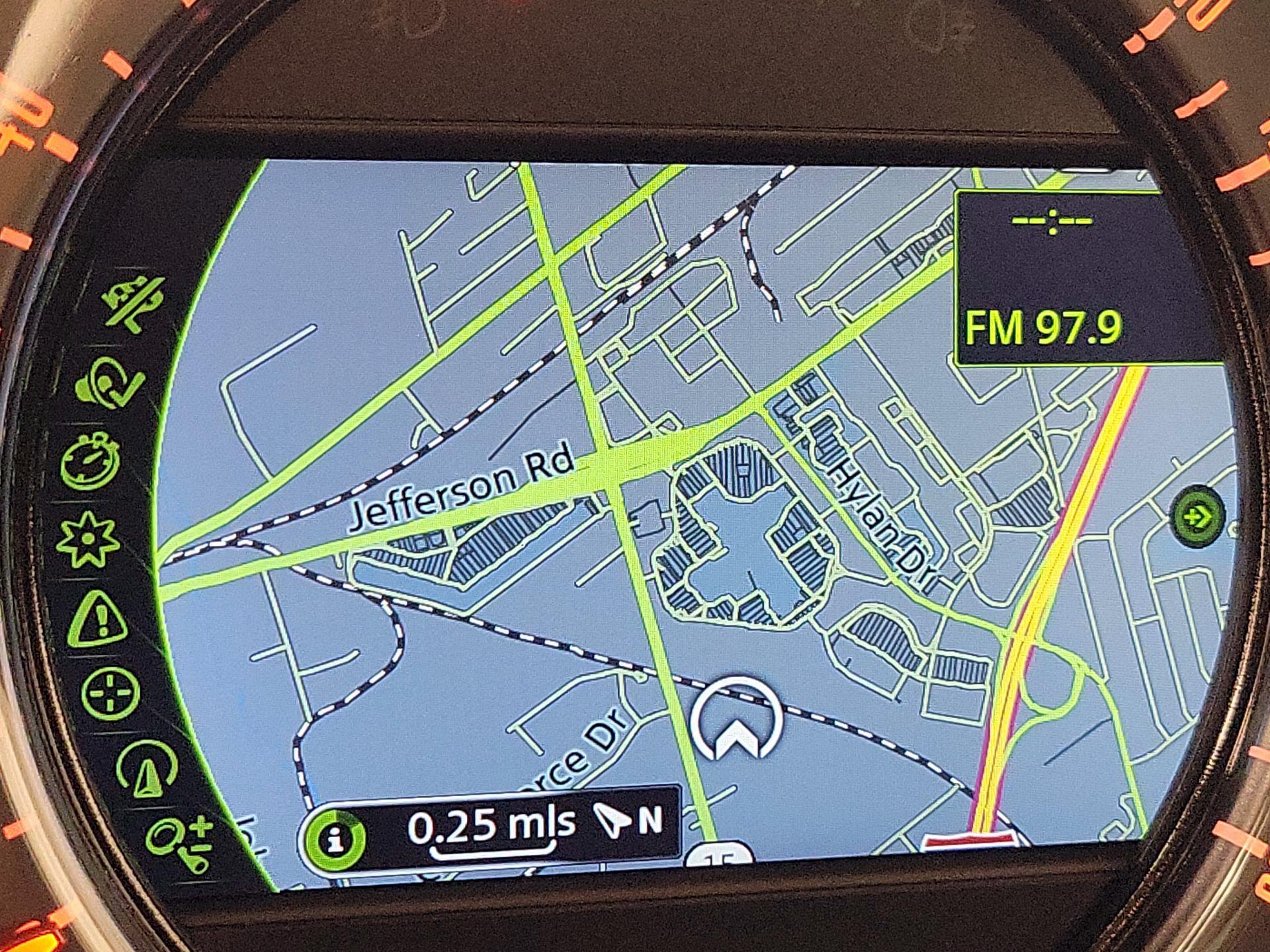 Thumbnail: 2016 MINI Cooper Countryman - 13