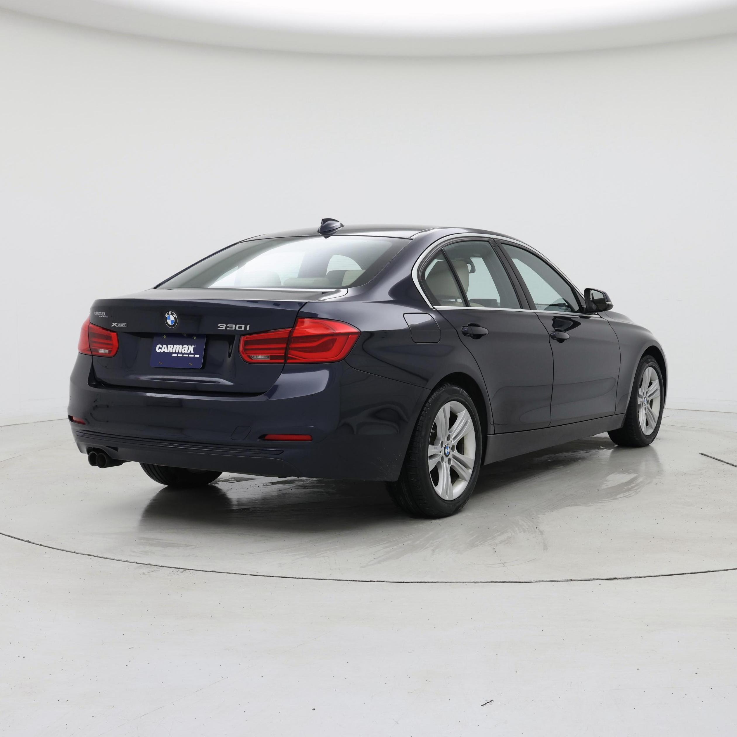 Thumbnail: 2017 BMW 3 Series - 8