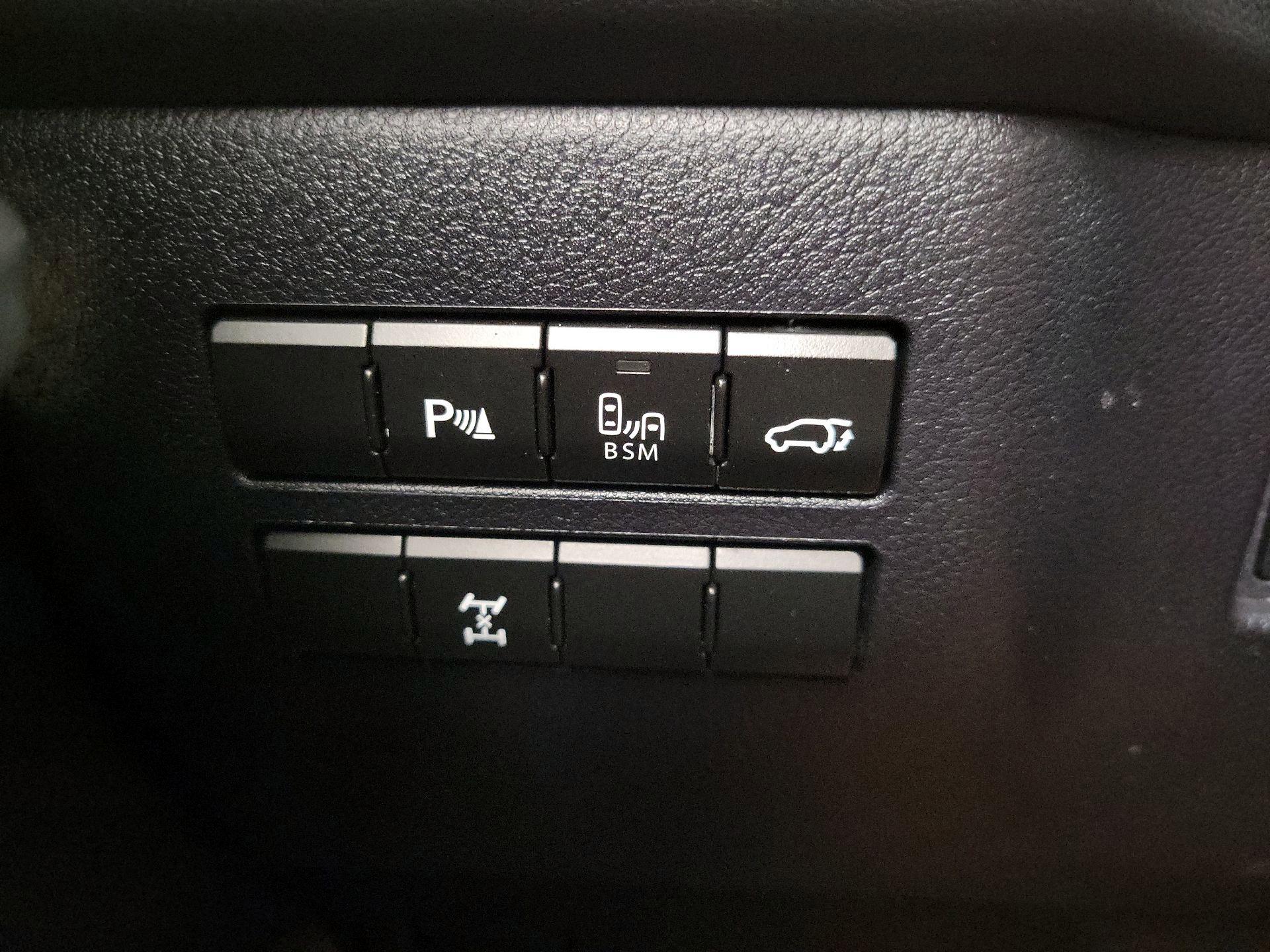 Thumbnail: 2016 Lexus NX - 13