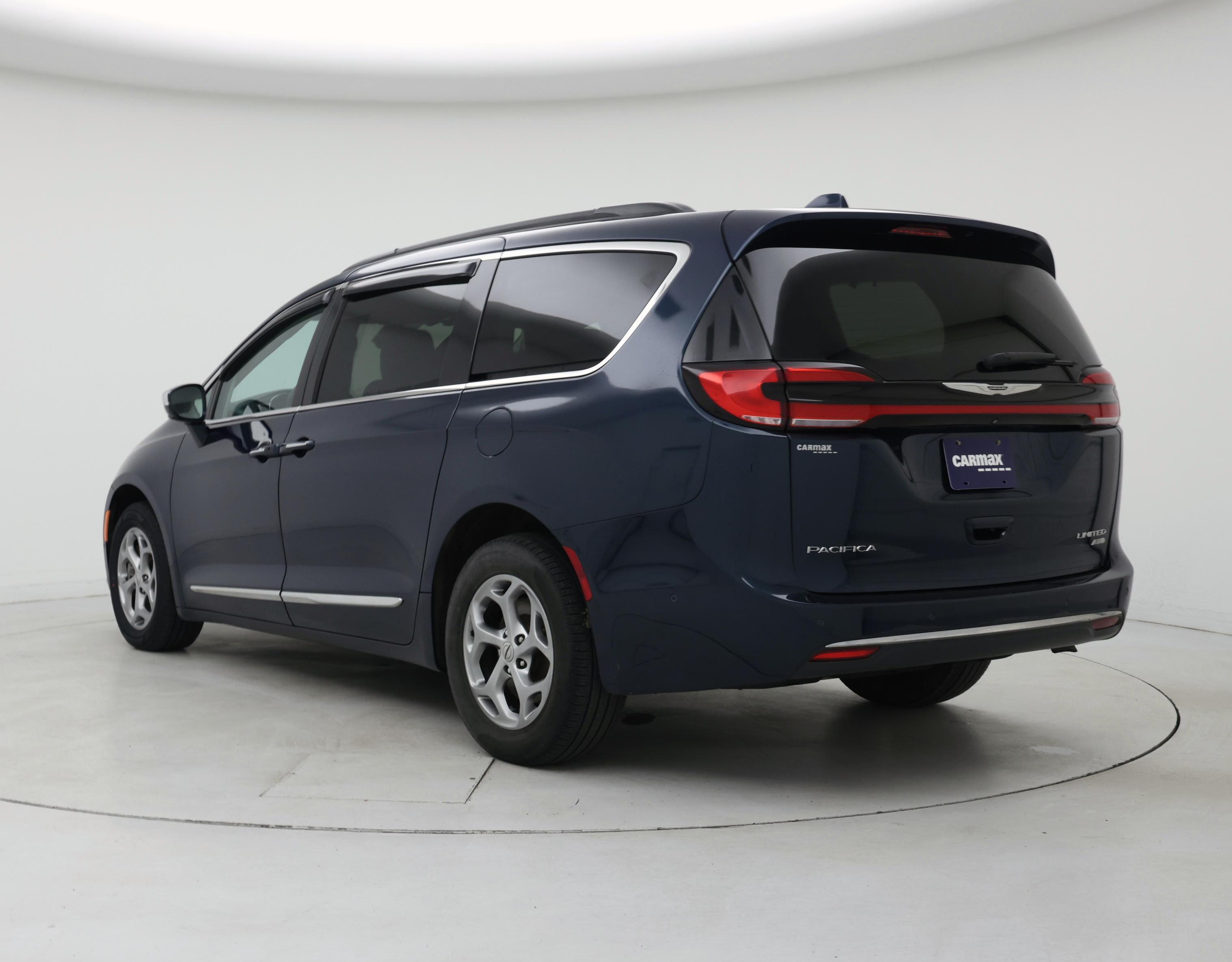 Thumbnail: 2022 Chrysler Pacifica - 2